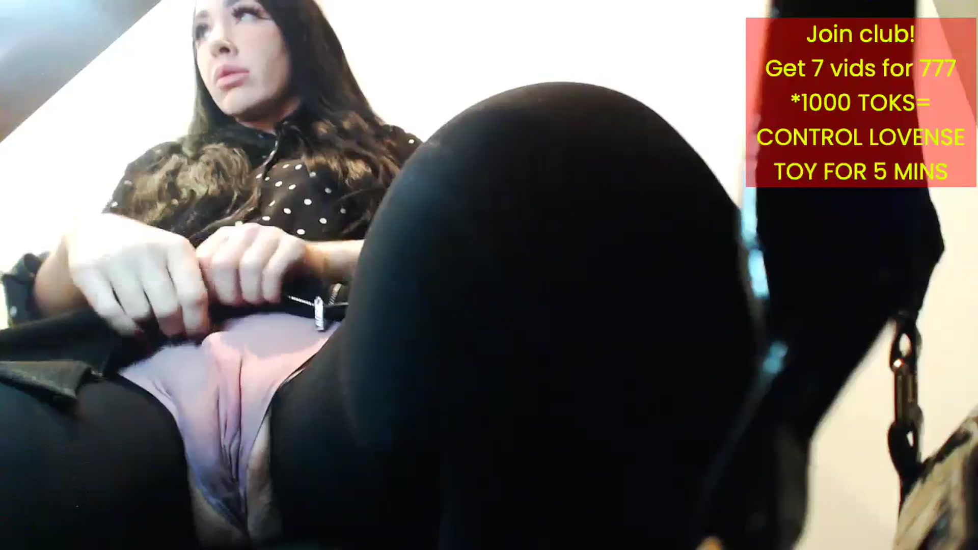Gallery image thumbnail from LUCIELUVIT's myfreecams stream on, 05/12/2025, 01:49 image 16 of 20