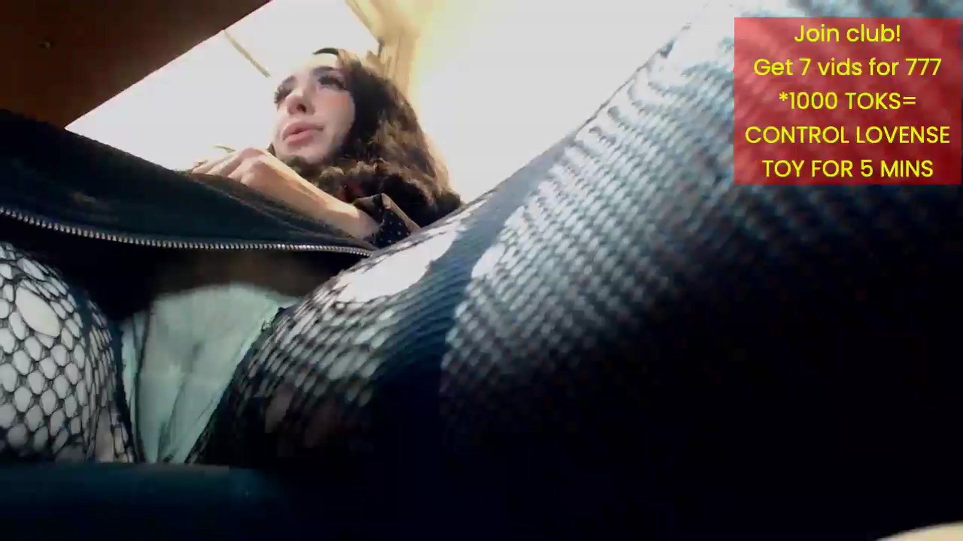 Gallery image thumbnail from LUCIELUVIT's myfreecams stream on, 05/15/2025, 01:22 image 13 of 20