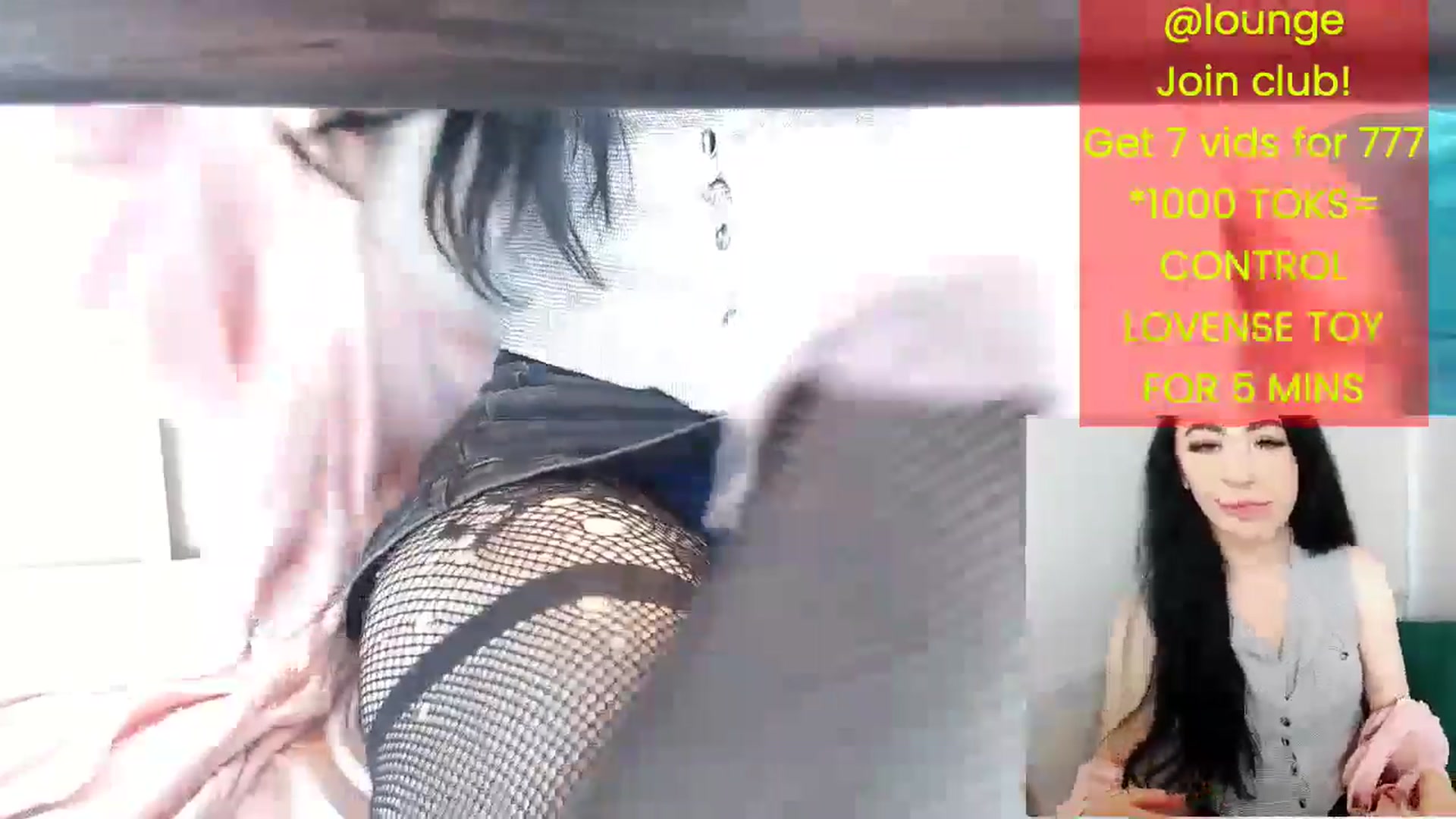 Gallery image thumbnail from LUCIE_LUVIT's myfreecams stream on, 08/04/2024, 22:23 image 15 of 20