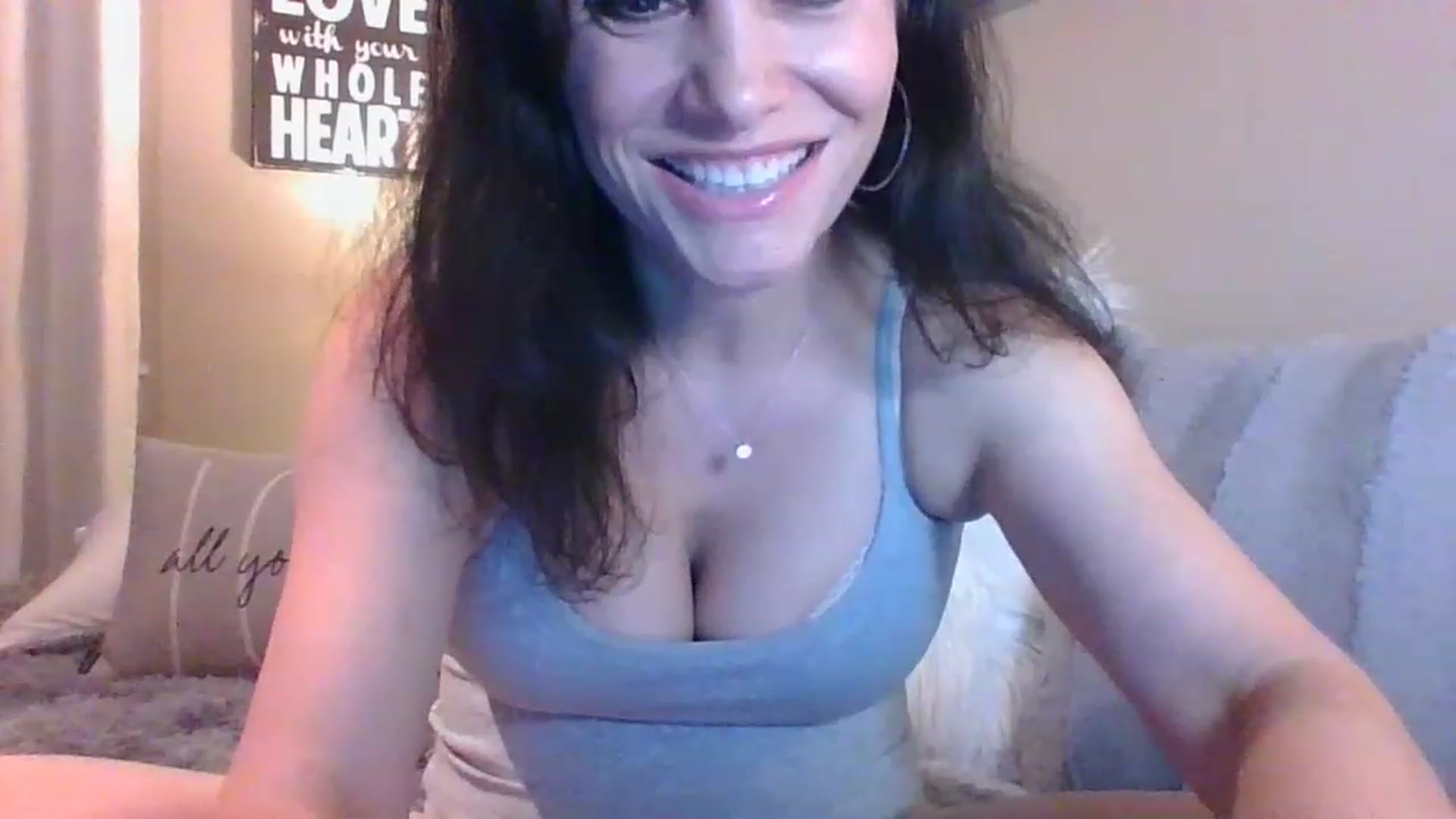 Gallery image thumbnail from LVDOLL's myfreecams stream on, 11/28/2022, 07:13 image 11 of 20