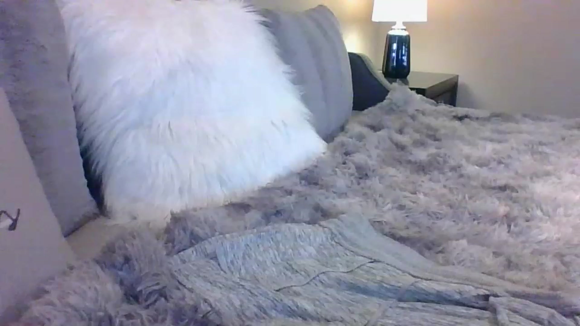 Gallery image thumbnail from LVDOLL's myfreecams stream on, 11/28/2022, 22:27 image 19 of 20