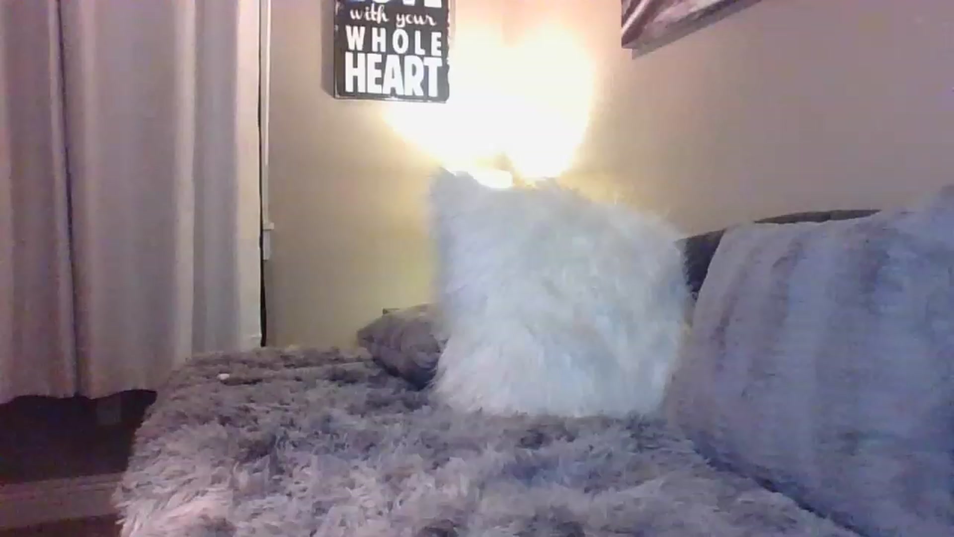 Gallery image thumbnail from LVDOLL's myfreecams stream on, 12/03/2022, 02:17 image 10 of 20