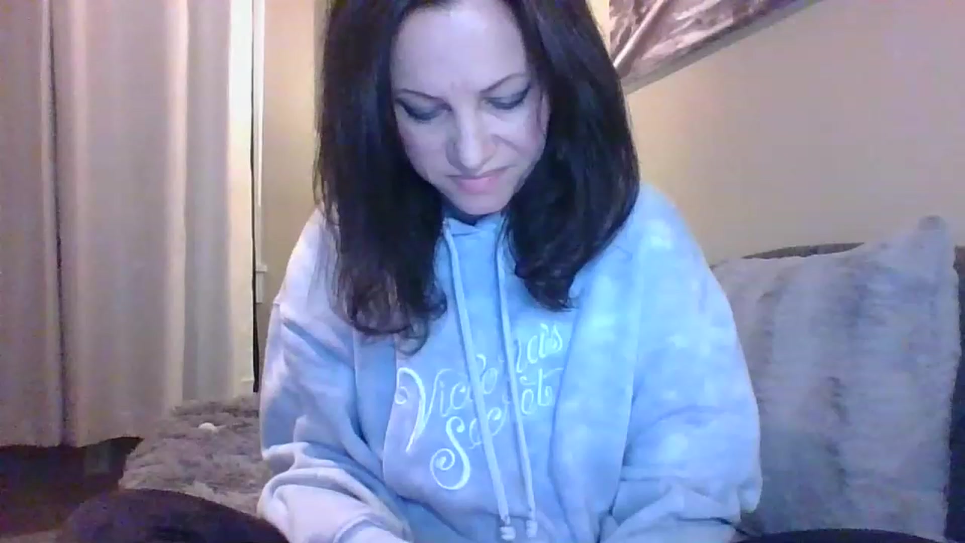 Gallery image thumbnail from LVDOLL's myfreecams stream on, 12/03/2022, 02:17 image 14 of 20