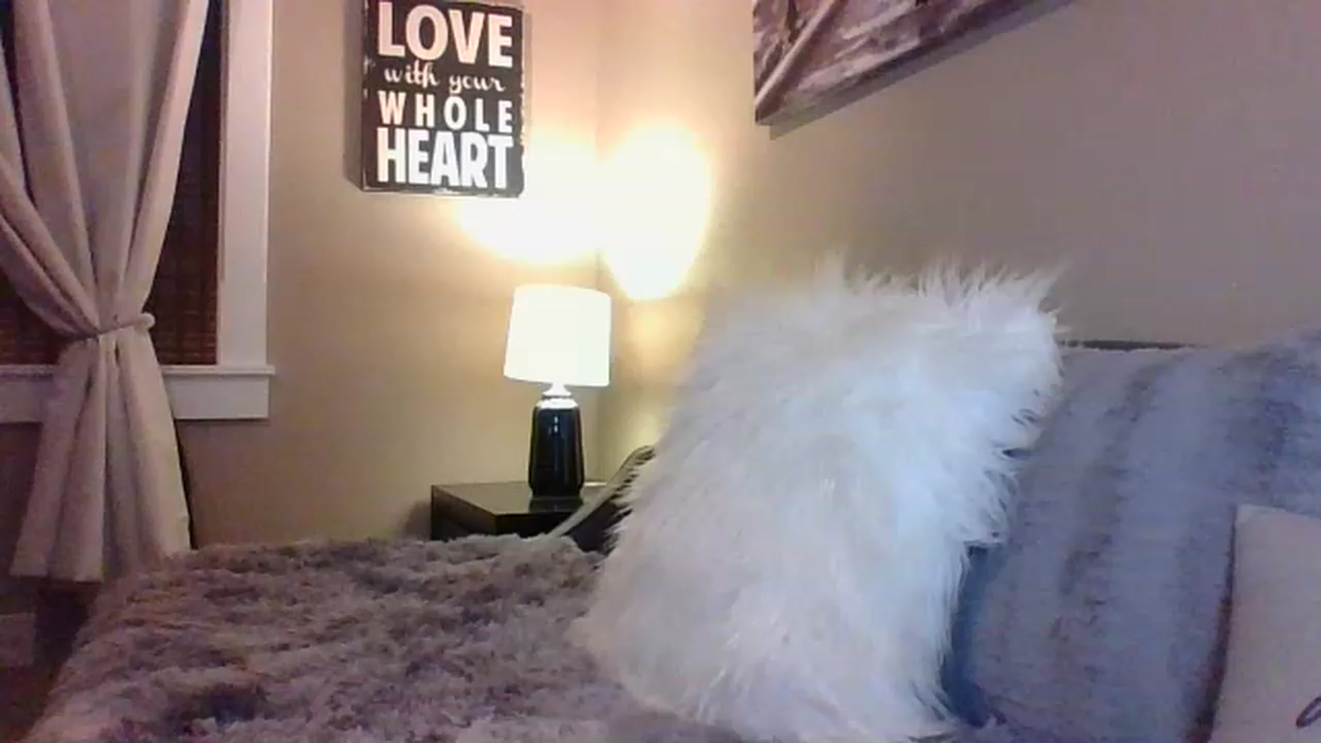 Gallery image thumbnail from LVDOLL's myfreecams stream on, 12/03/2022, 02:17 image 1 of 20
