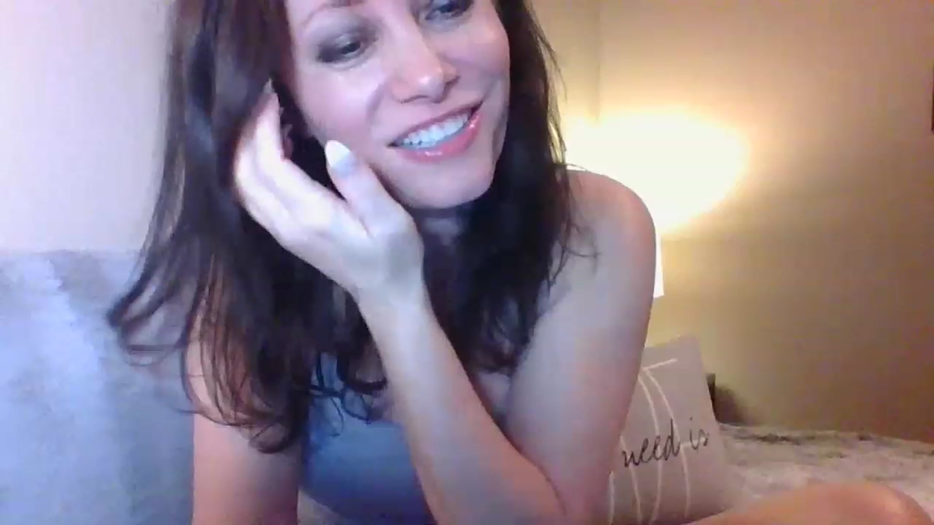 Gallery image thumbnail from LVDOLL's myfreecams stream on, 12/06/2022, 05:29 image 20 of 20