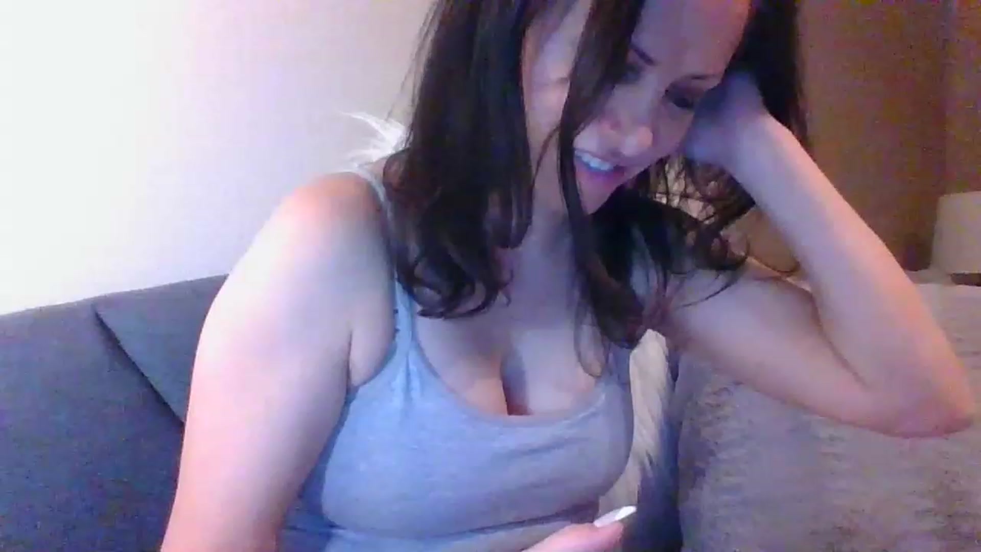 Gallery image thumbnail from LVDOLL's myfreecams stream on, 12/06/2022, 08:08 image 19 of 20