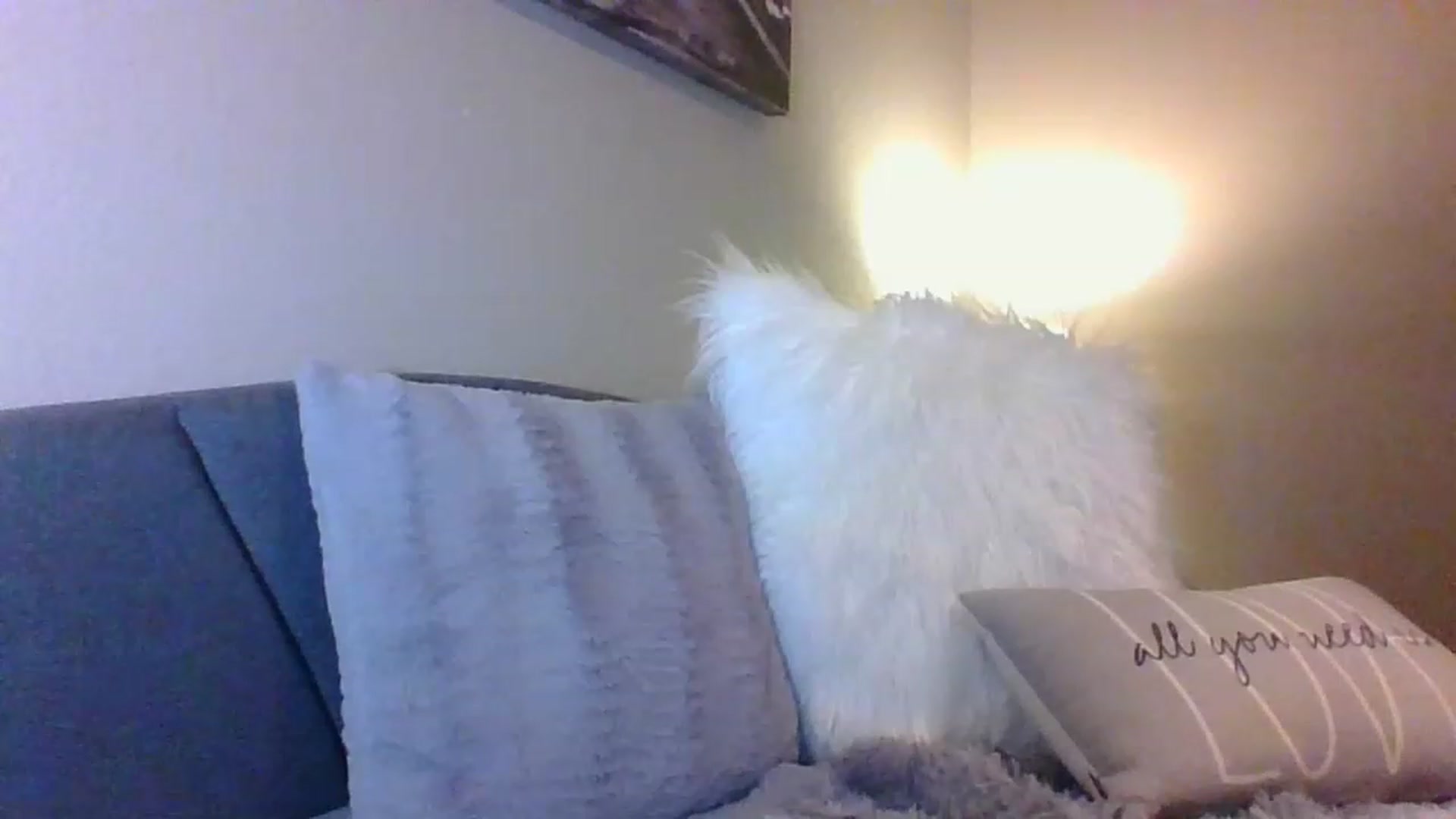 Gallery image thumbnail from LVDOLL's myfreecams stream on, 12/06/2022, 08:08 image 13 of 20