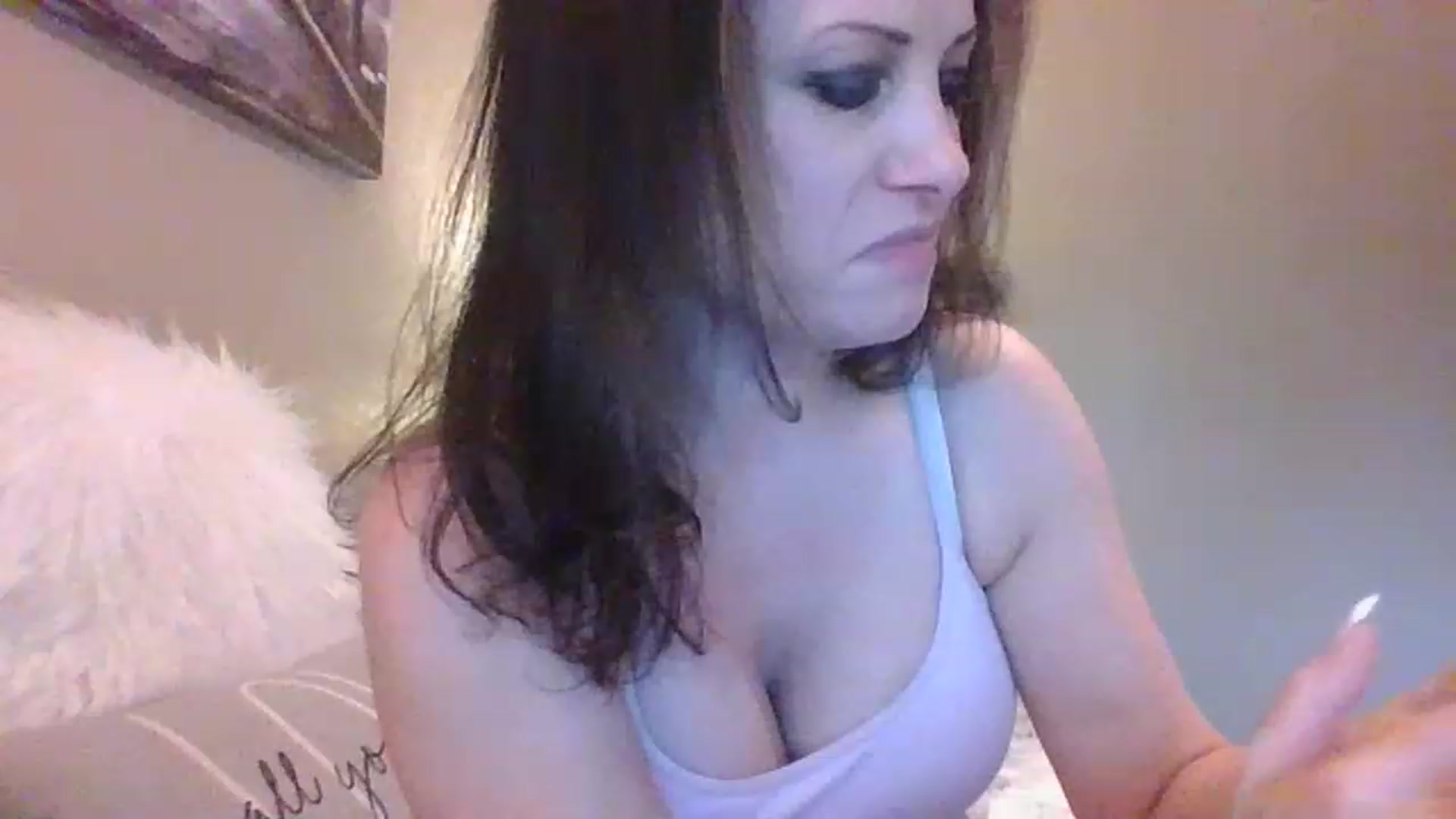 Gallery image thumbnail from LVDOLL's myfreecams stream on, 12/07/2022, 22:37 image 17 of 20