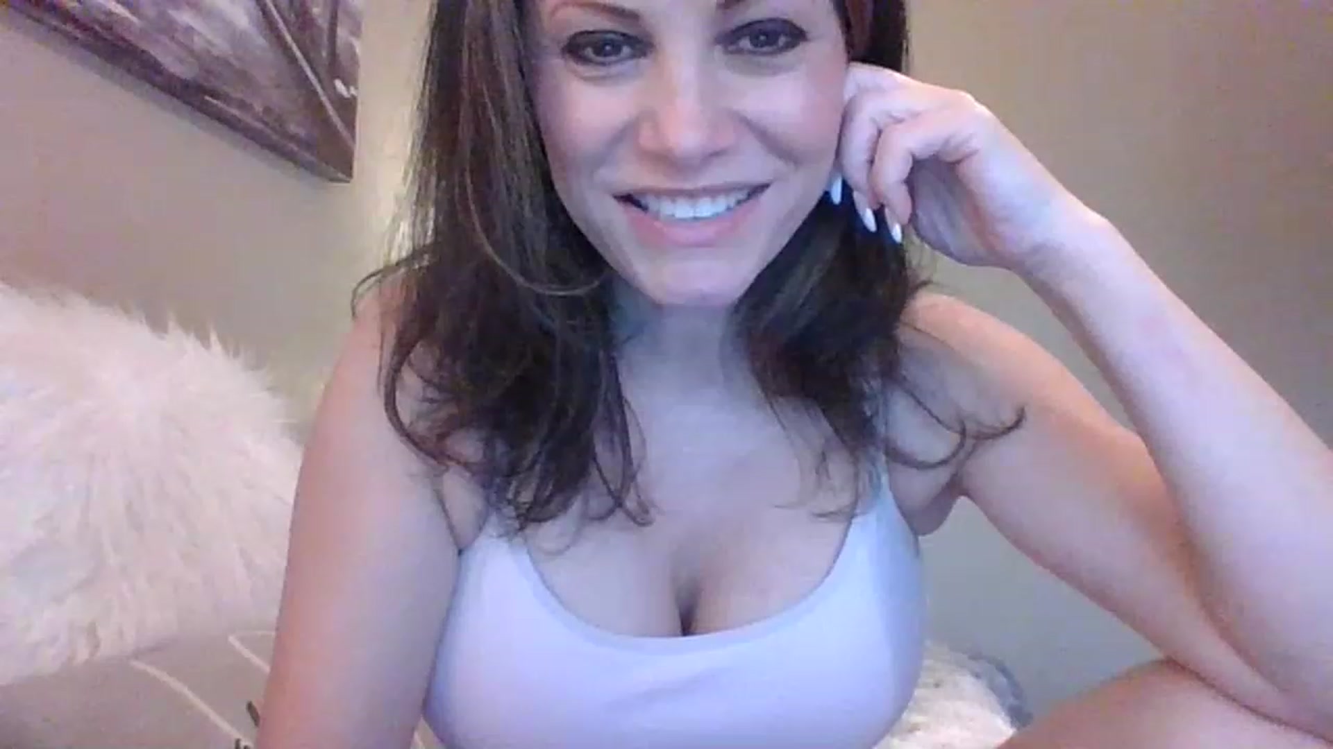 Gallery image thumbnail from LVDOLL's myfreecams stream on, 12/07/2022, 22:37 image 18 of 20