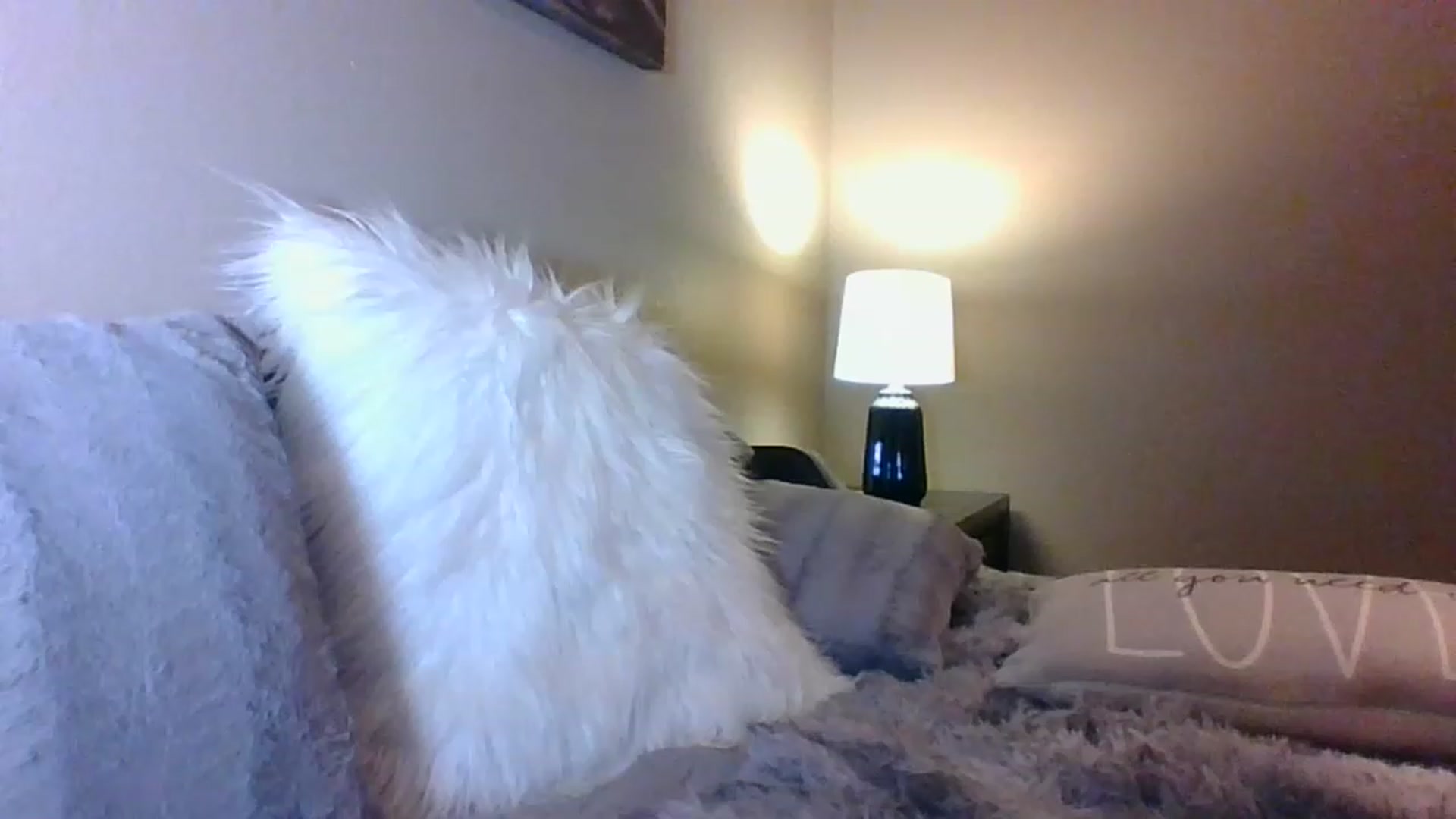Gallery image thumbnail from LVDOLL's myfreecams stream on, 12/13/2022, 04:31 image 19 of 20