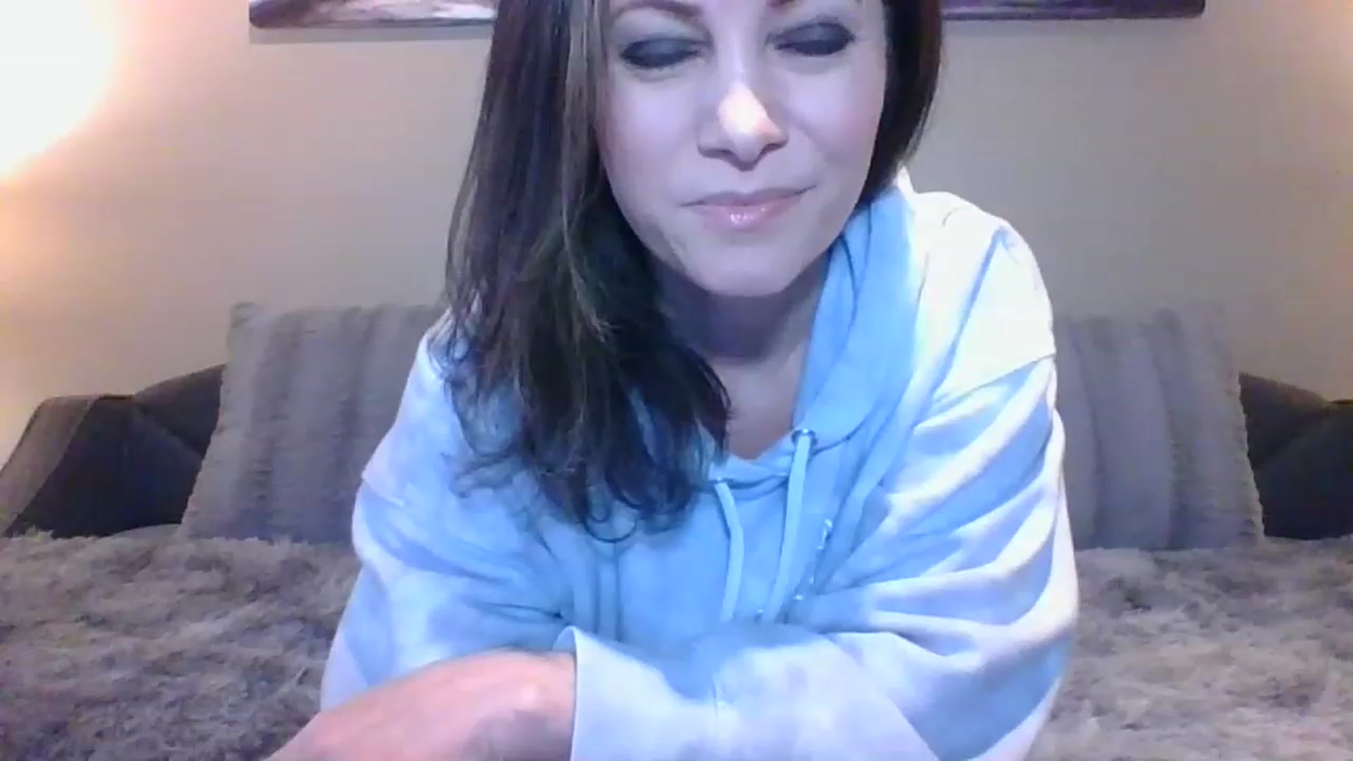 Gallery image thumbnail from LVDOLL's myfreecams stream on, 12/18/2022, 23:03 image 5 of 20