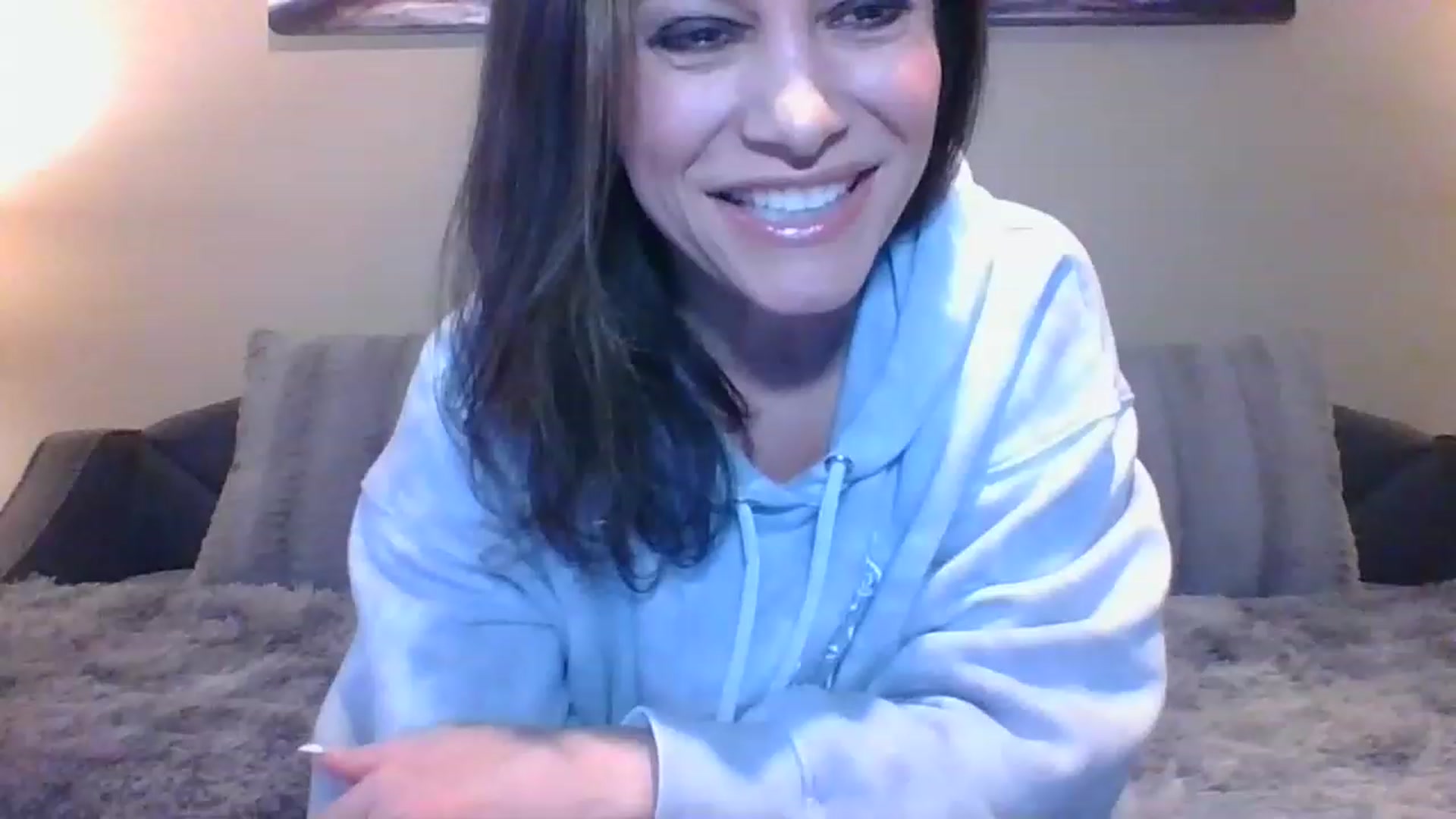 Gallery image thumbnail from LVDOLL's myfreecams stream on, 12/18/2022, 23:03 image 14 of 20