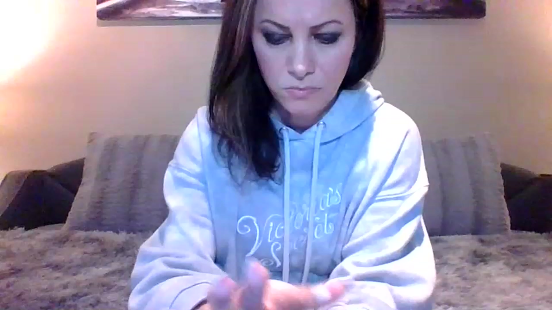 Gallery image thumbnail from LVDOLL's myfreecams stream on, 12/19/2022, 24:07 image 1 of 20