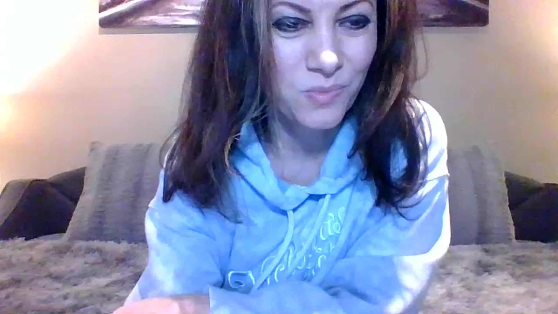 Gallery image thumbnail from LVDOLL's myfreecams stream on, 12/19/2022, 24:07 image 6 of 20