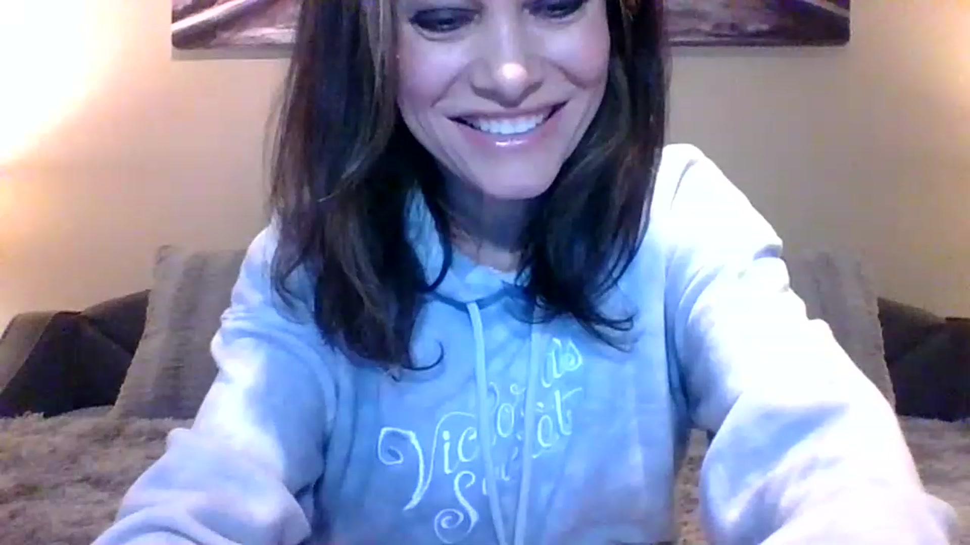 Gallery image thumbnail from LVDOLL's myfreecams stream on, 12/19/2022, 24:07 image 8 of 20