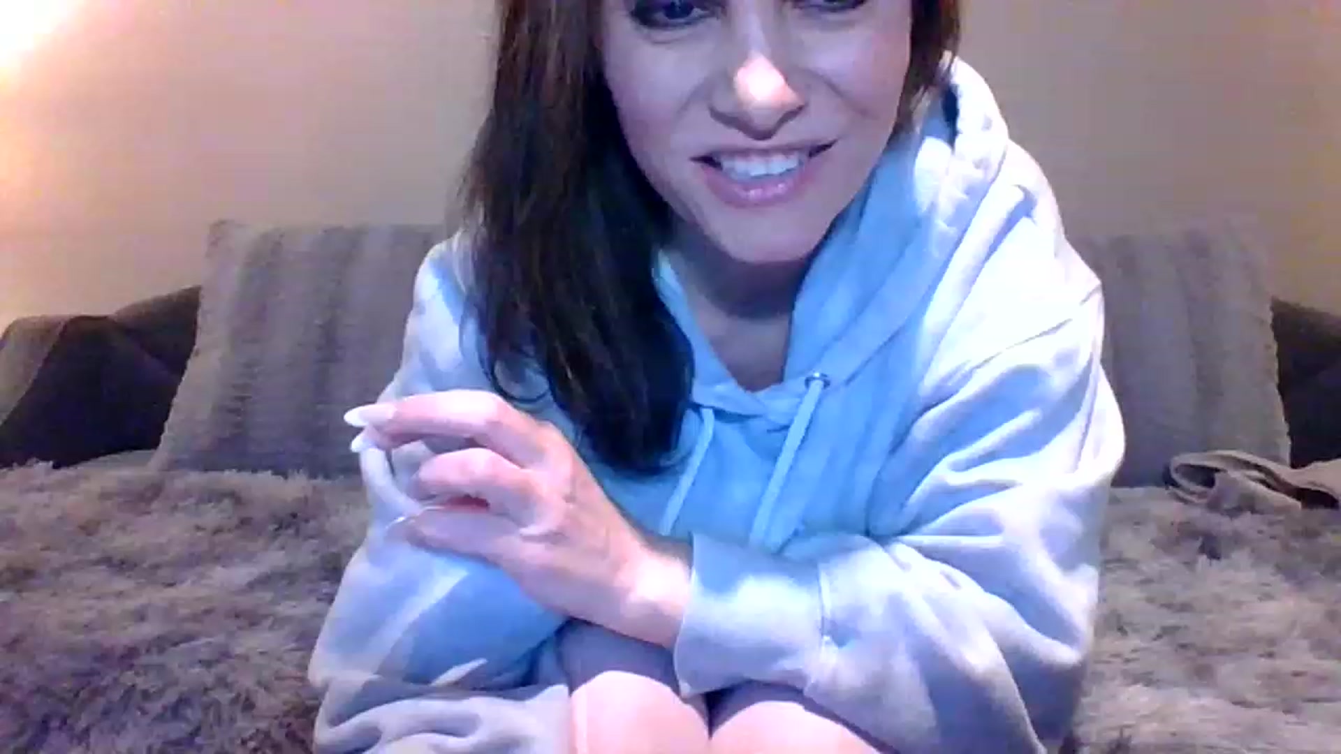 Gallery image thumbnail from LVDOLL's myfreecams stream on, 12/19/2022, 24:07 image 20 of 20