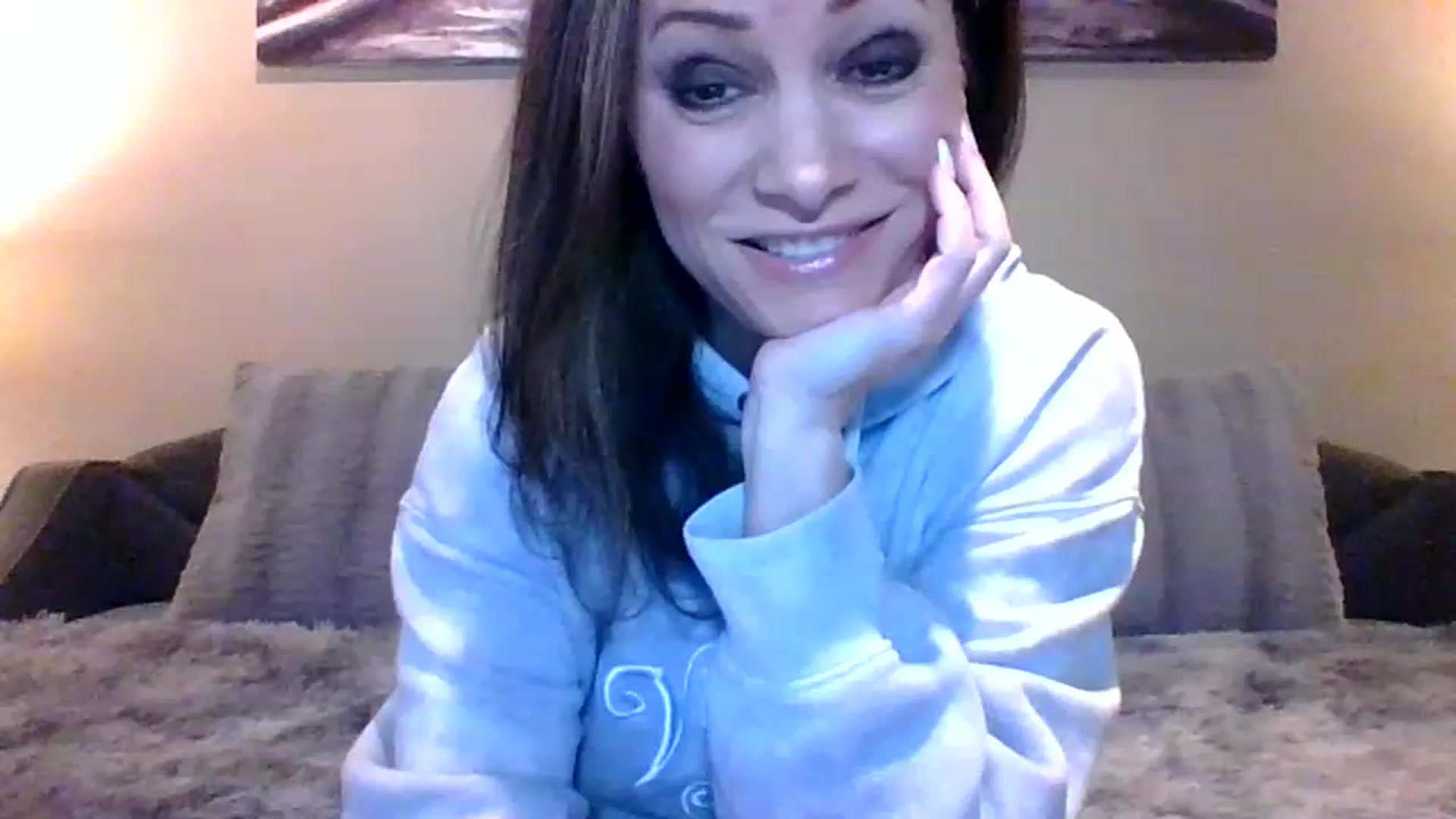 Gallery image thumbnail from LVDOLL's myfreecams stream on, 12/19/2022, 24:07 image 3 of 20