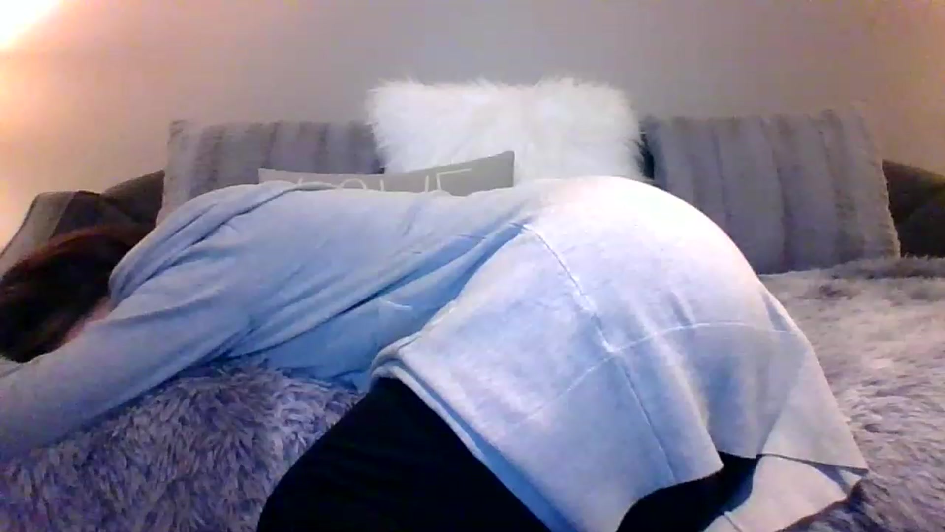 Gallery image thumbnail from LVDOLL's myfreecams stream on, 12/19/2022, 05:41 image 18 of 20