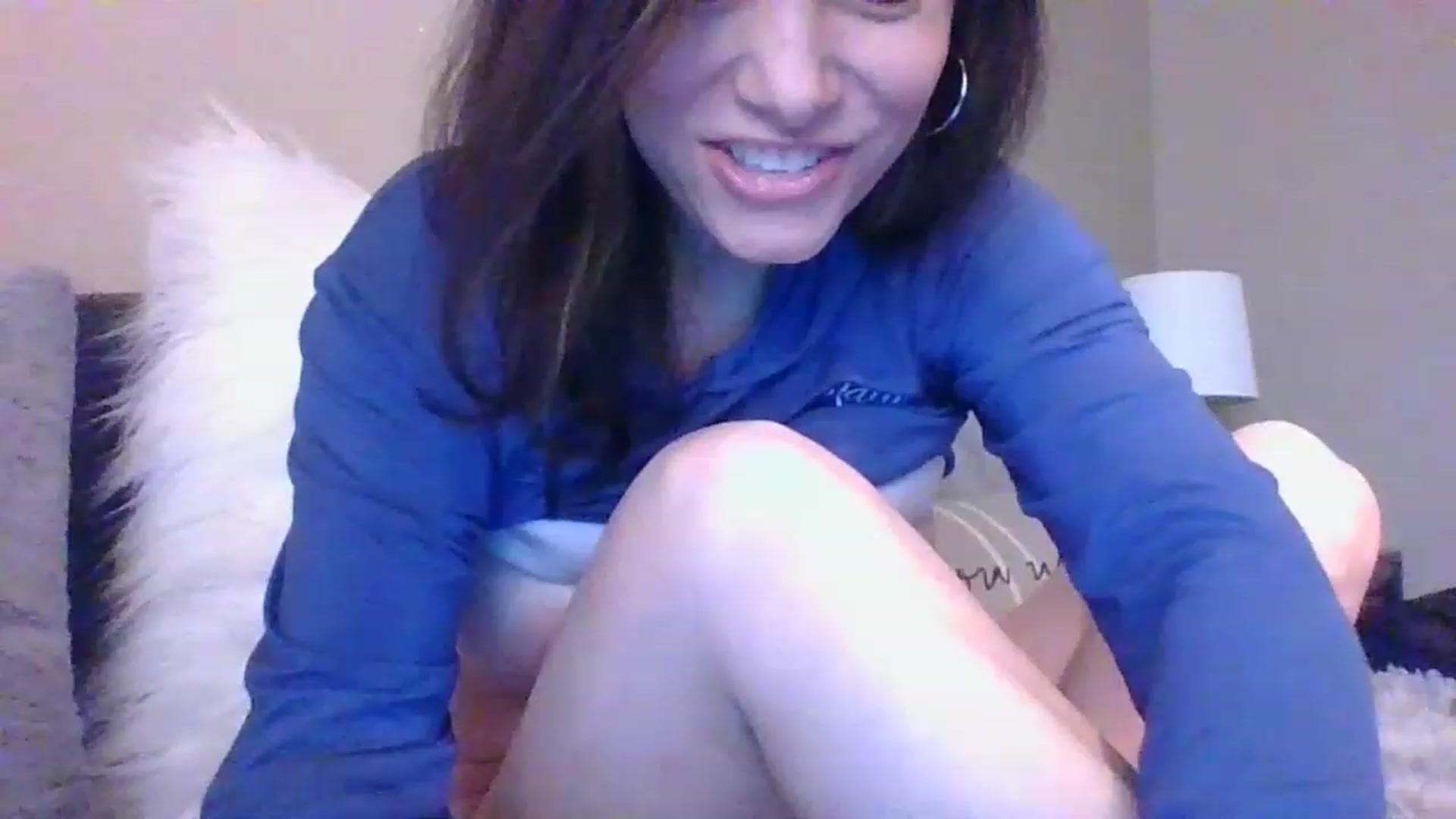 Gallery image thumbnail from LVDOLL's myfreecams stream on, 12/19/2022, 20:16 image 9 of 20