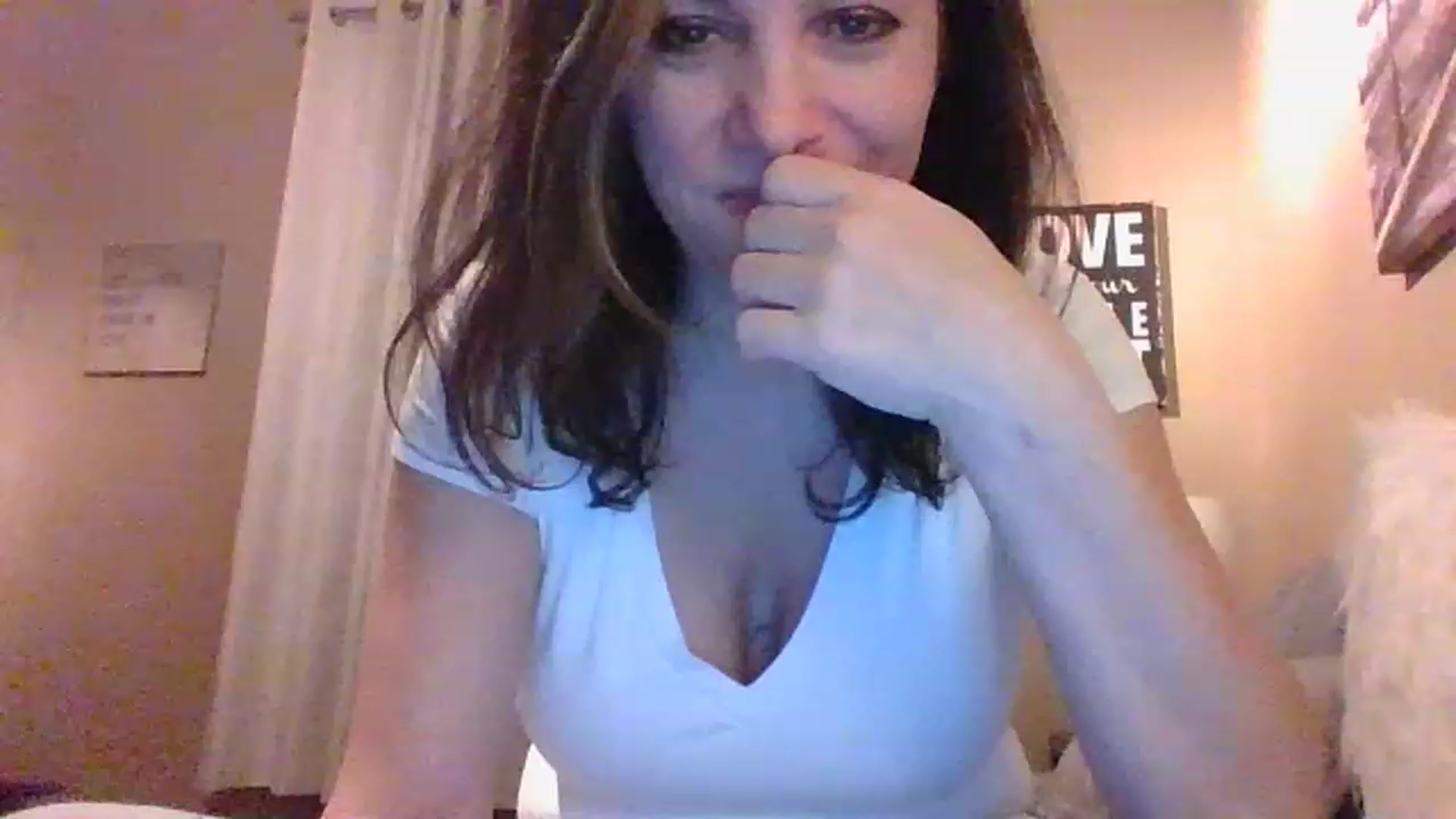 Gallery image thumbnail from LVDOLL's myfreecams stream on, 12/20/2022, 09:08 image 2 of 20