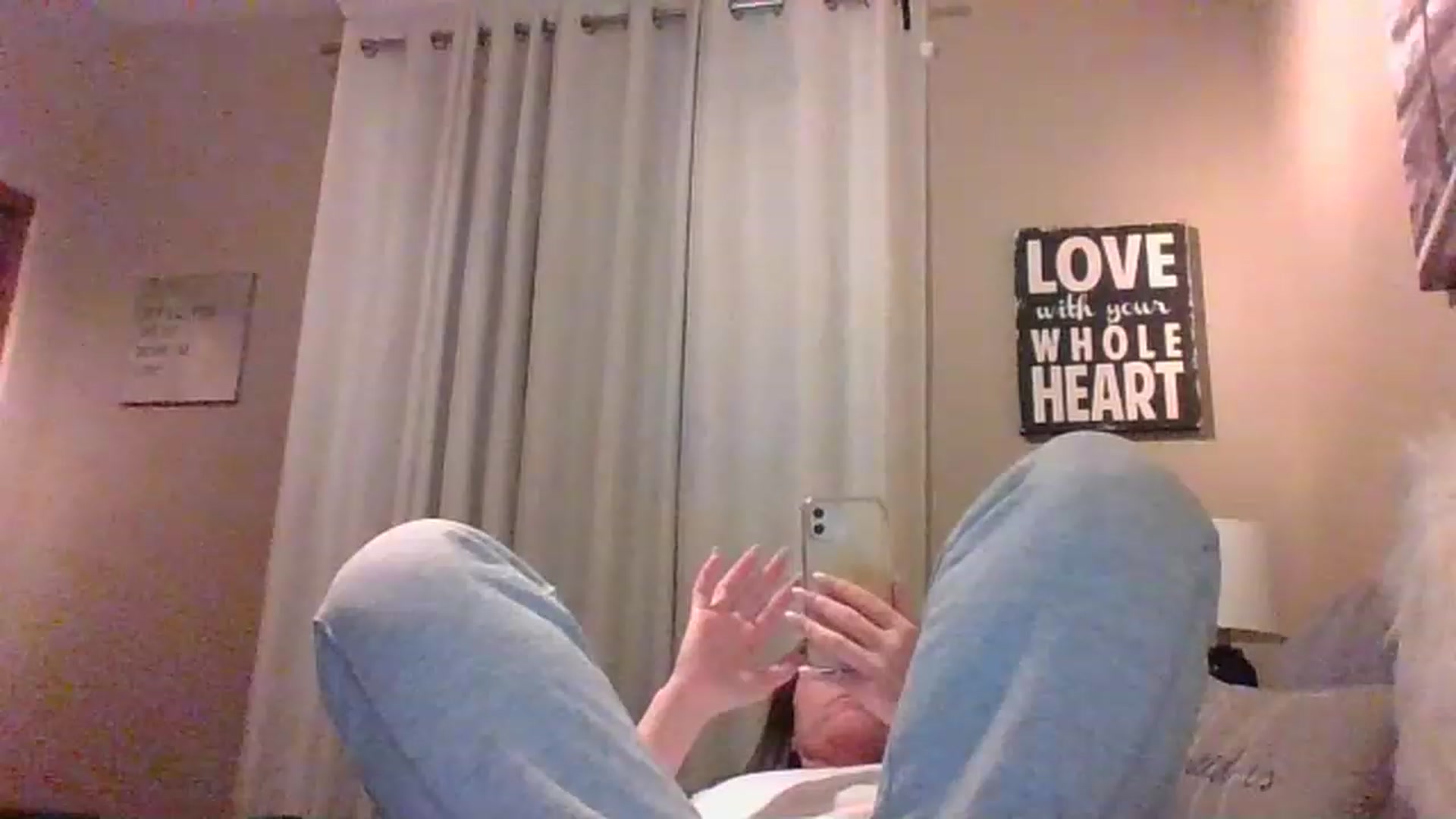 Gallery image thumbnail from LVDOLL's myfreecams stream on, 12/20/2022, 09:08 image 17 of 20