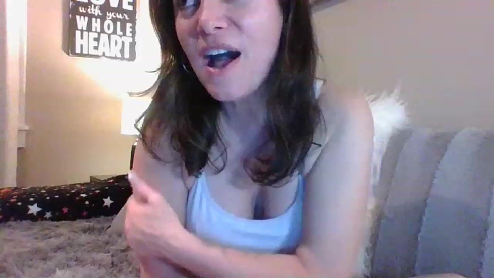 Gallery image thumbnail from LVDOLL's myfreecams stream on, 12/27/2022, 08:05 image 9 of 20