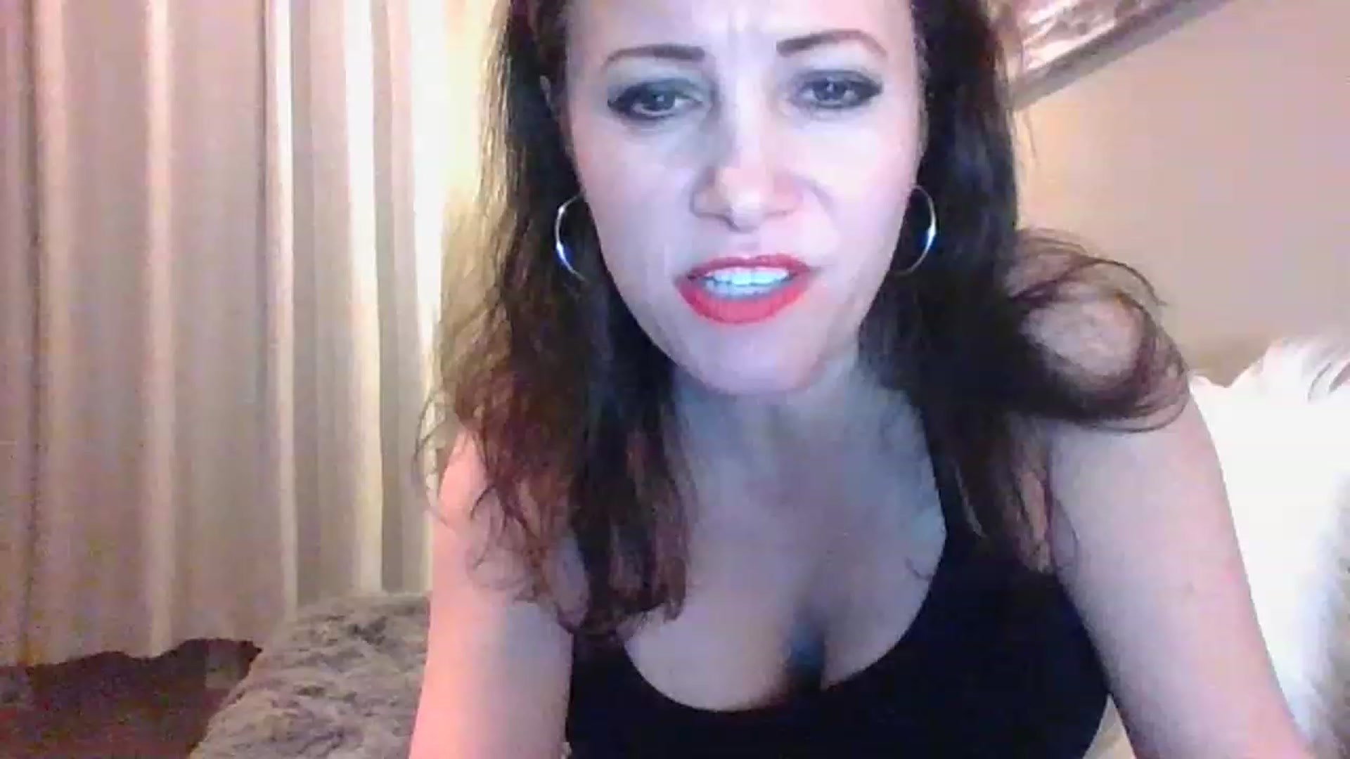 Gallery image thumbnail from LVDOLL's myfreecams stream on, 12/28/2022, 01:43 image 4 of 20