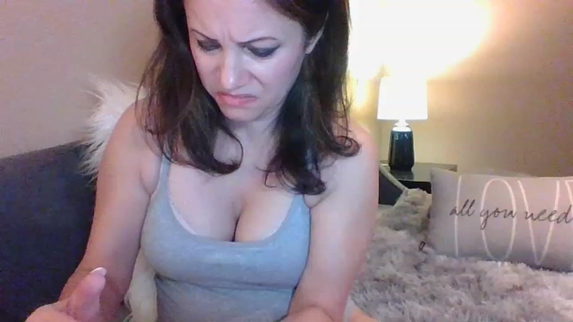 Gallery image thumbnail from LVDOLL's myfreecams stream on, 12/29/2022, 05:21 image 9 of 20