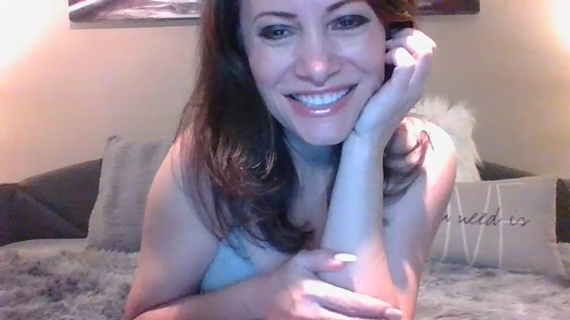 Gallery image thumbnail from LVDOLL's myfreecams stream on, 12/29/2022, 07:15 image 2 of 20