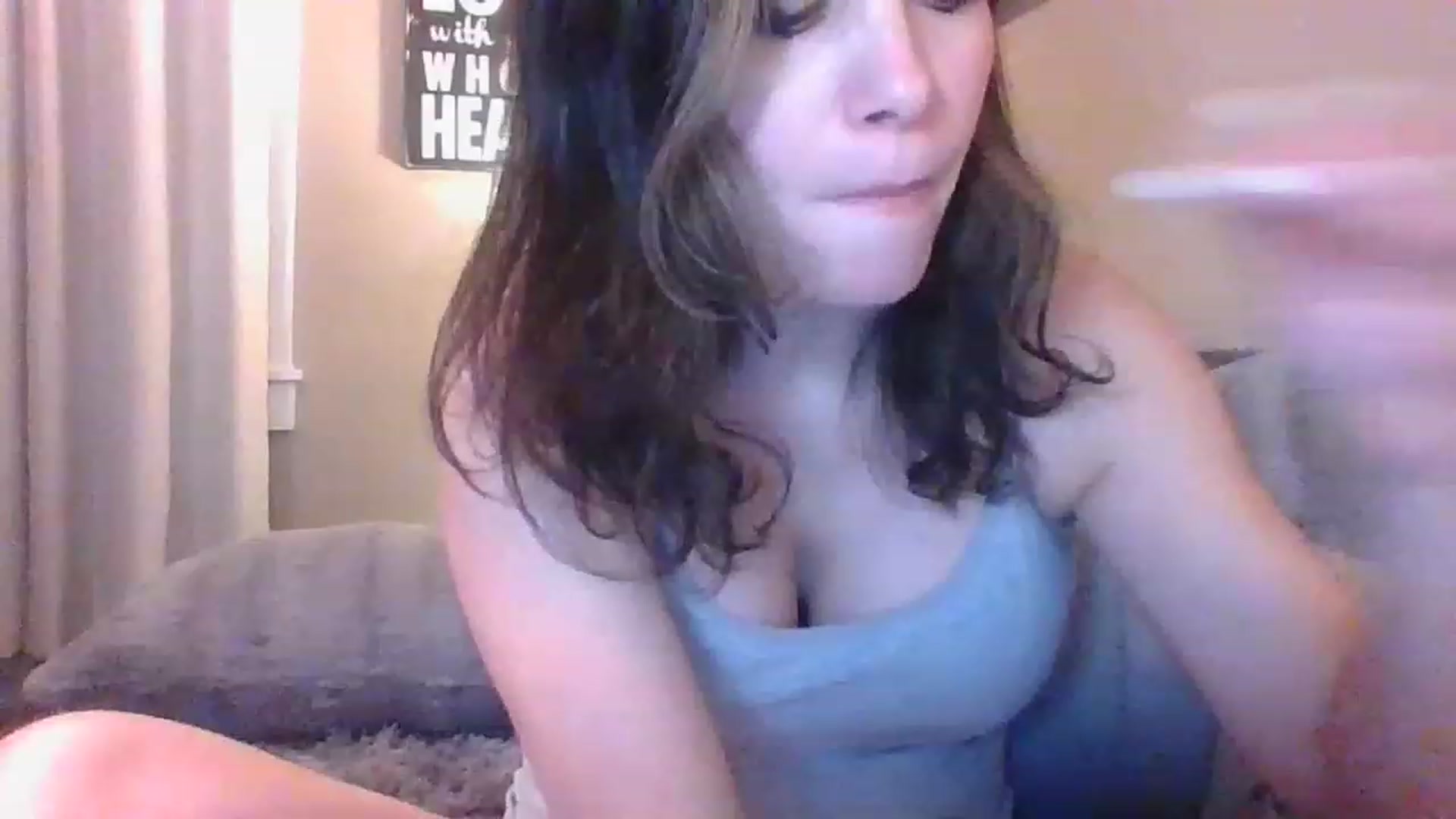 Gallery image thumbnail from LVDOLL's myfreecams stream on, 12/30/2022, 05:17 image 8 of 20