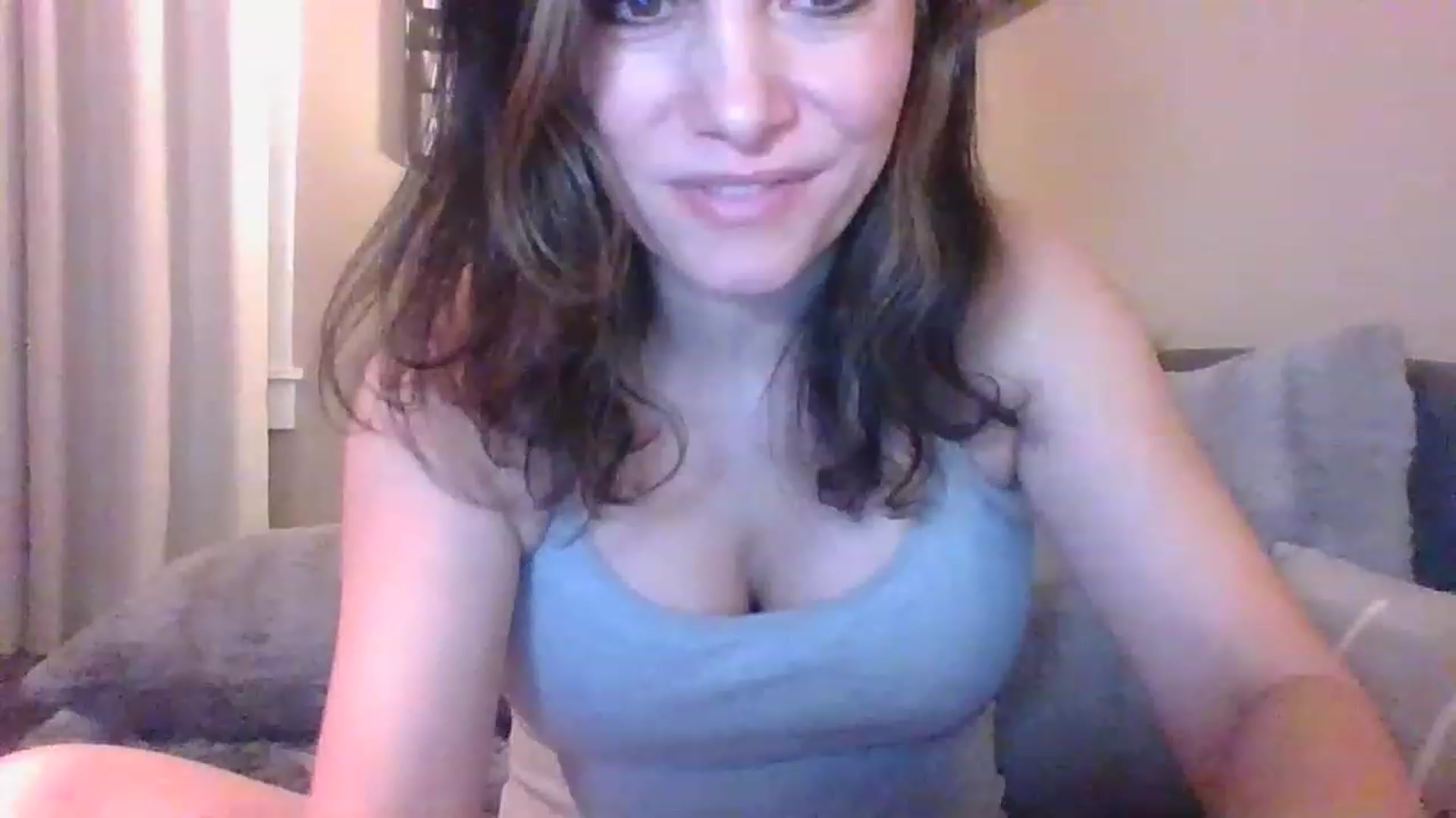 Gallery image thumbnail from LVDOLL's myfreecams stream on, 12/30/2022, 05:17 image 12 of 20