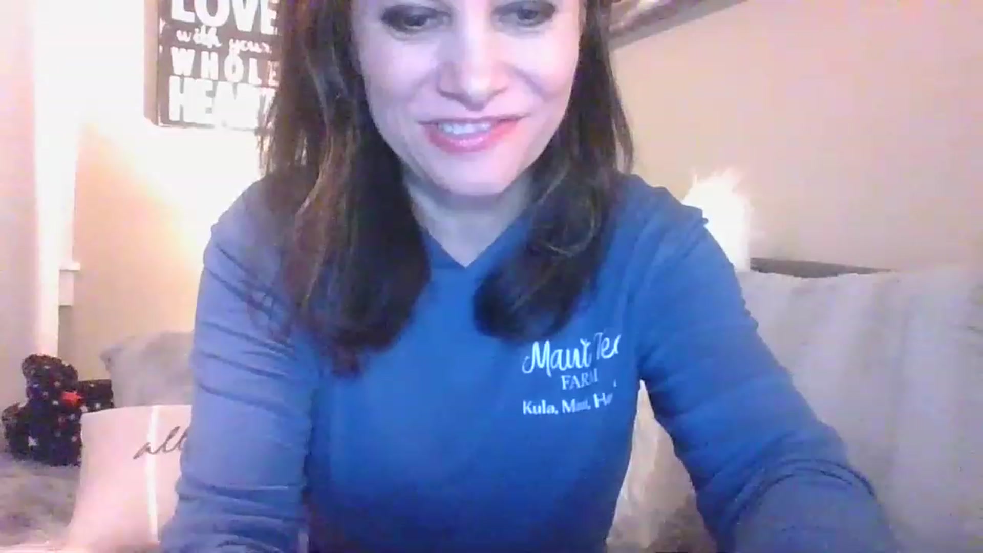 Gallery image thumbnail from LVDOLL's myfreecams stream on, 12/31/2022, 08:00 image 17 of 20