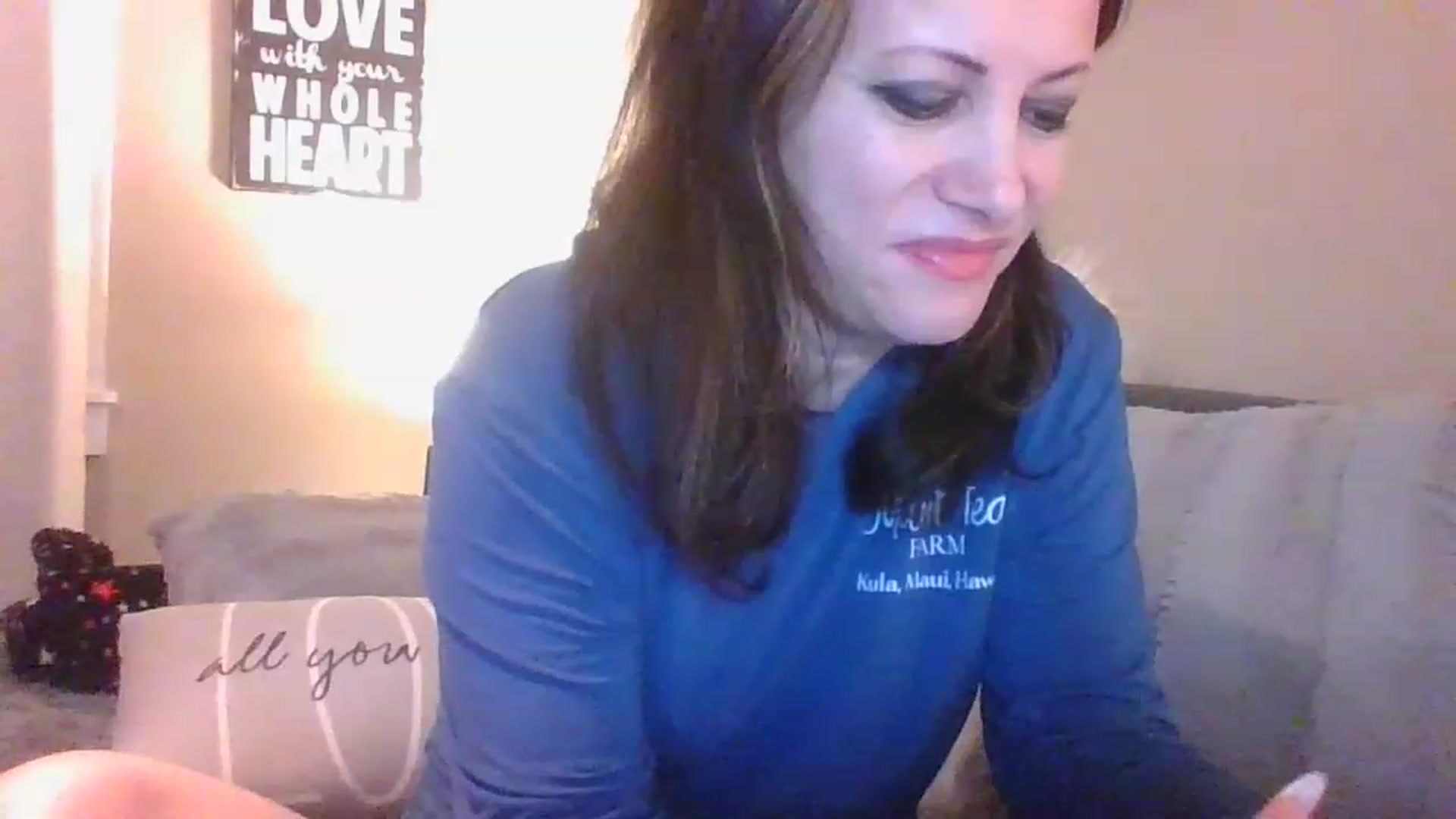 Gallery image thumbnail from LVDOLL's myfreecams stream on, 12/31/2022, 08:00 image 19 of 20