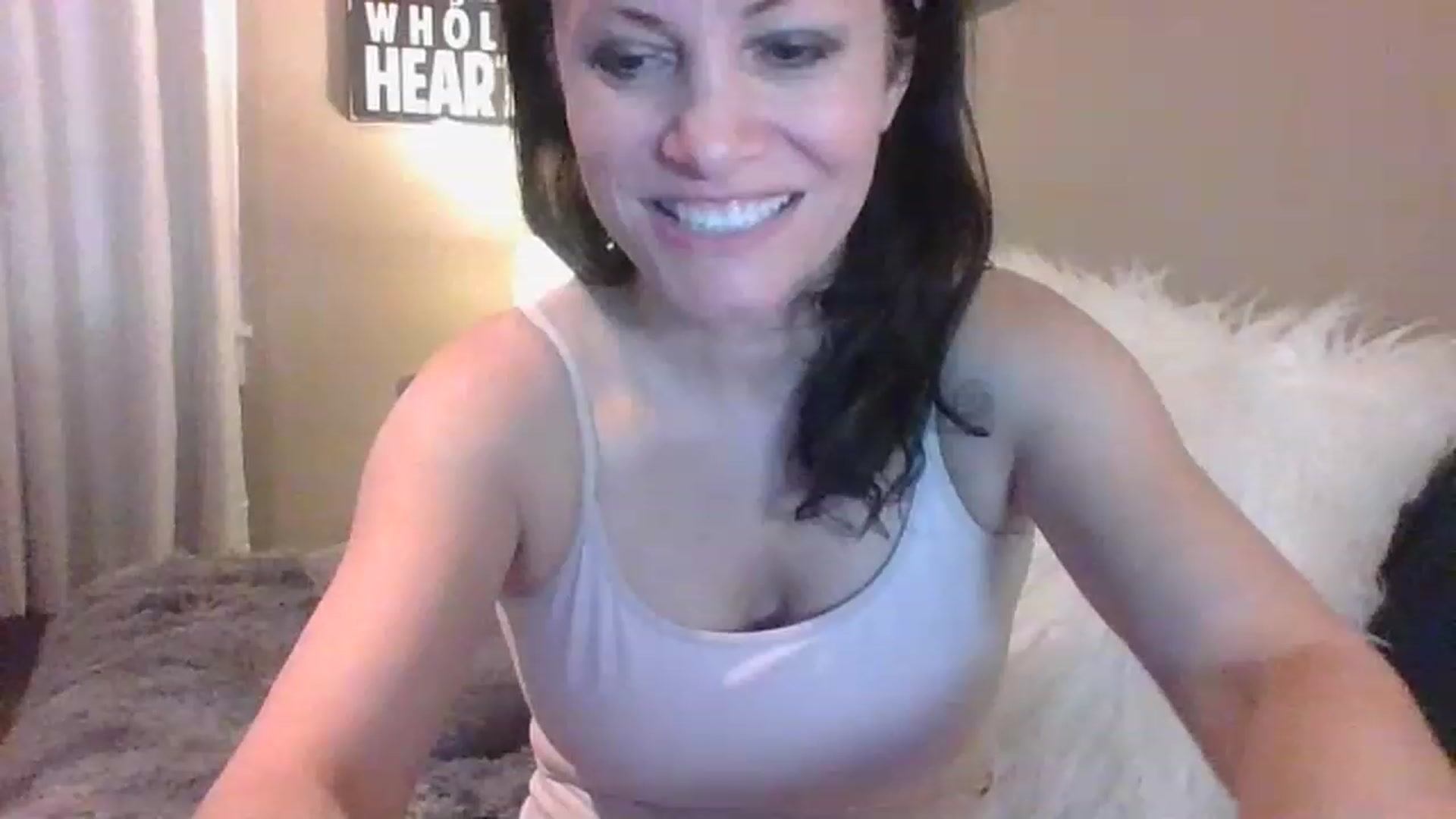 Gallery image thumbnail from LVDOLL's myfreecams stream on, 12/31/2022, 20:22 image 14 of 20