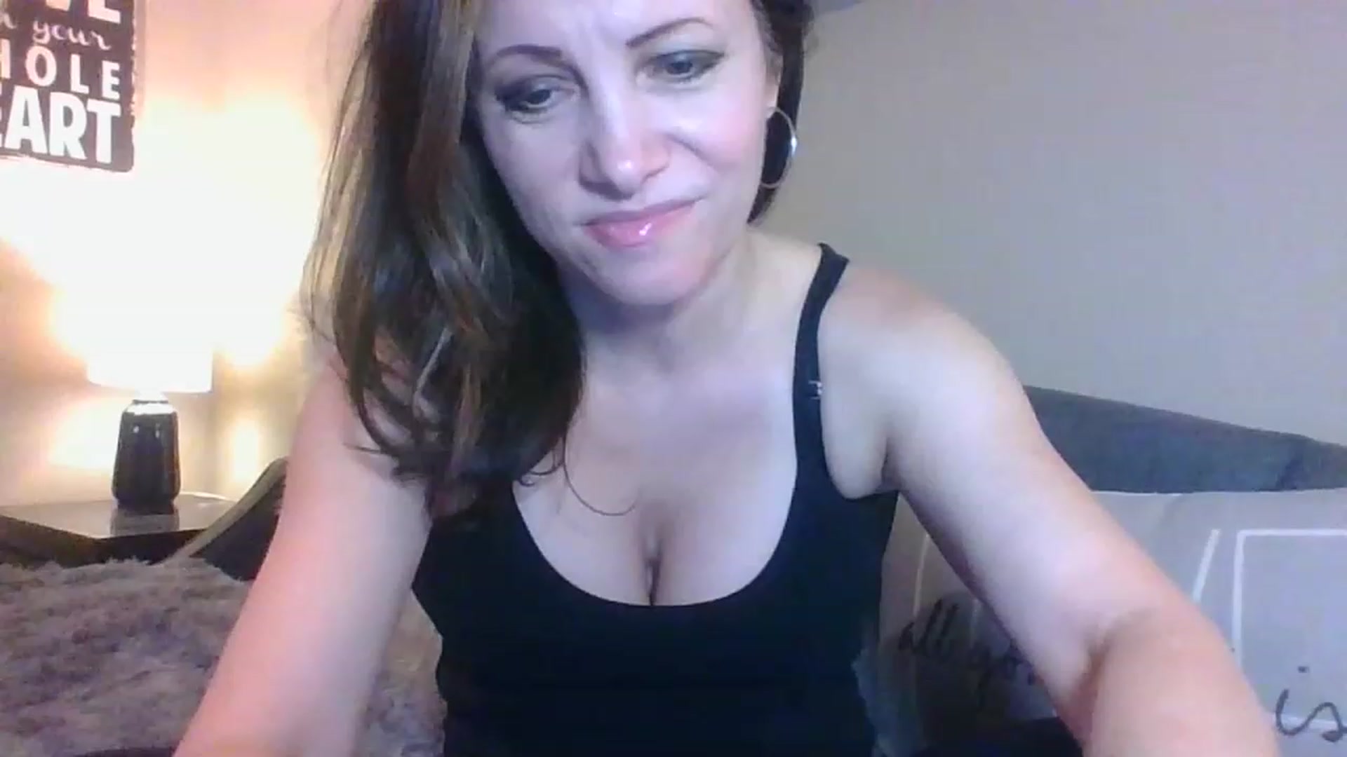 Gallery image thumbnail from LVDOLL's myfreecams stream on, 01/03/2023, 04:10 image 1 of 20