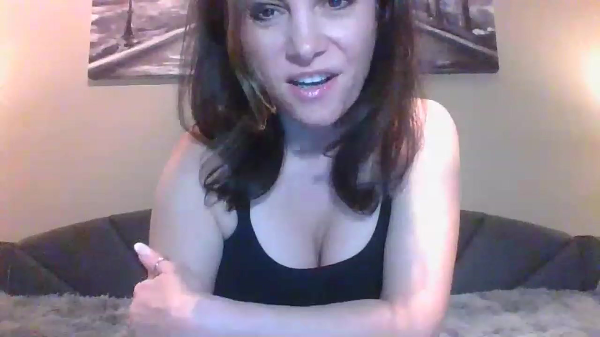 Gallery image thumbnail from LVDOLL's myfreecams stream on, 01/03/2023, 04:10 image 20 of 20