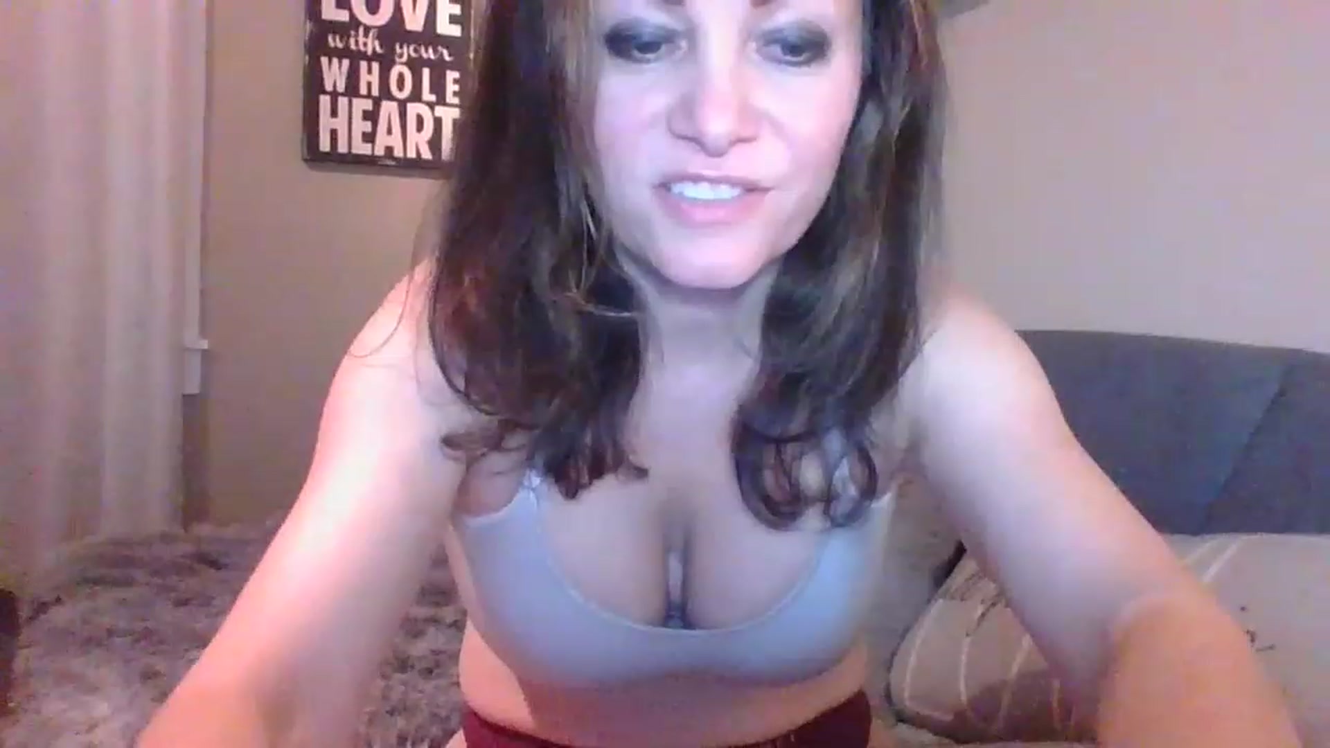 Gallery image thumbnail from LVDOLL's myfreecams stream on, 01/04/2023, 03:42 image 15 of 20