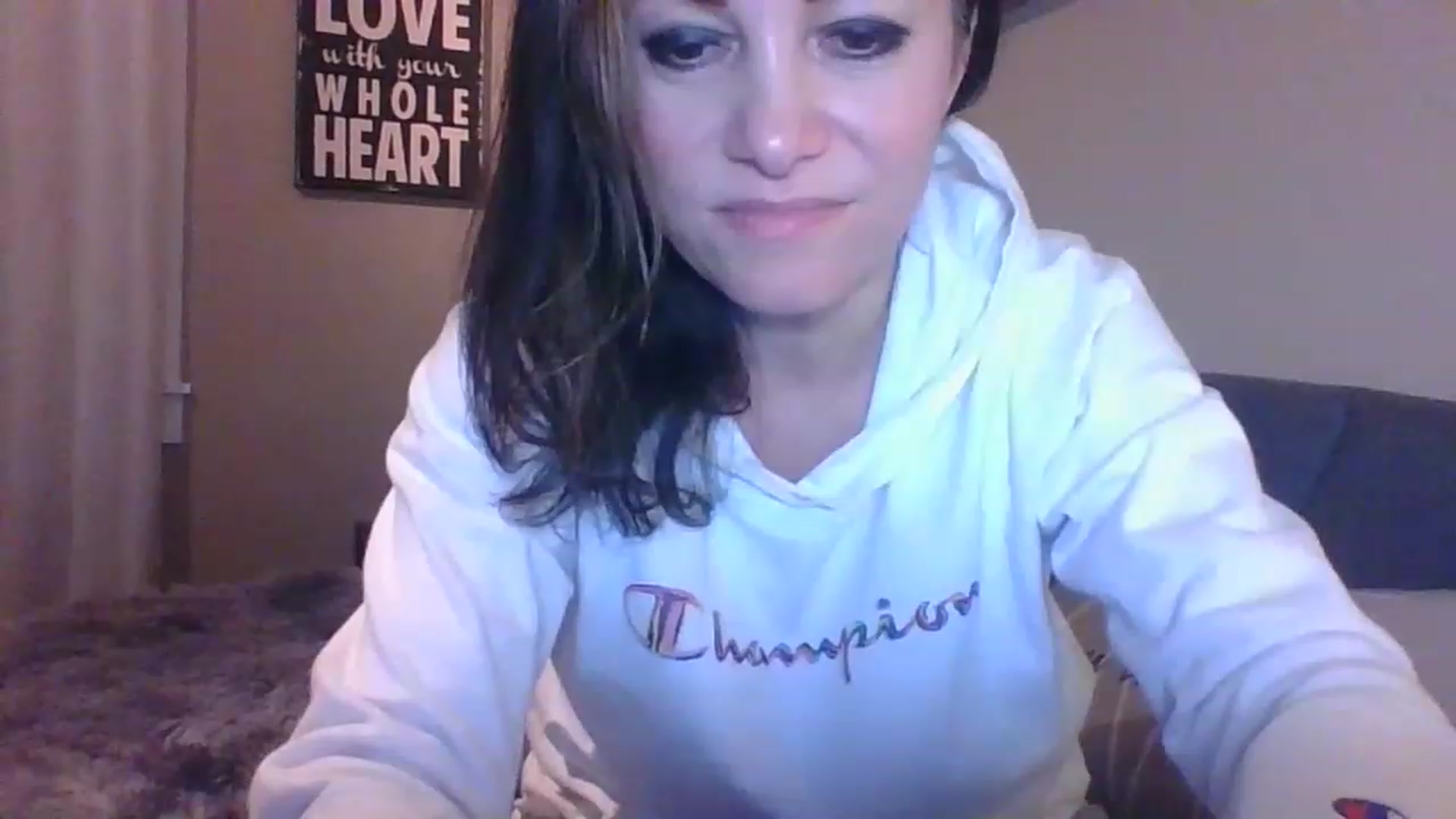 Gallery image thumbnail from LVDOLL's myfreecams stream on, 01/04/2023, 03:42 image 10 of 20