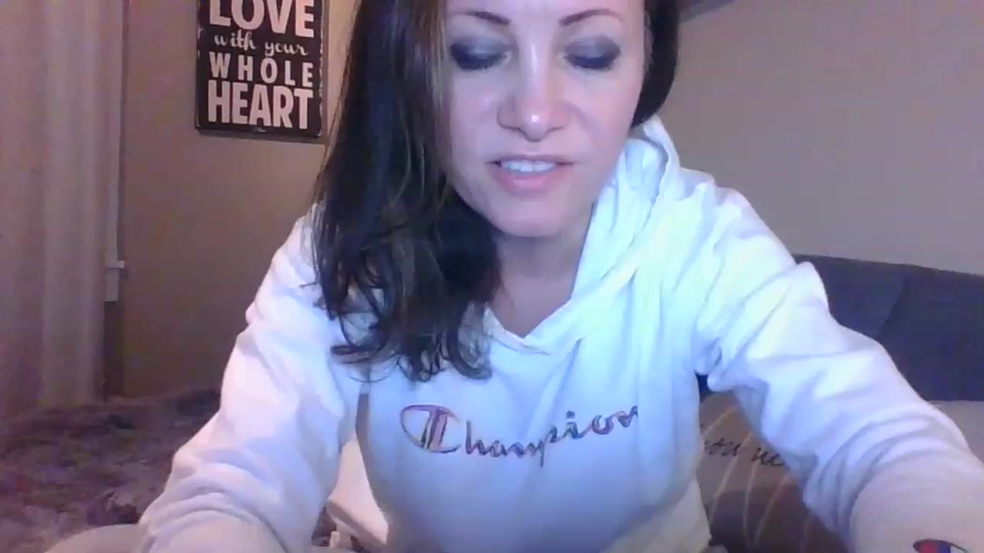 Gallery image thumbnail from LVDOLL's myfreecams stream on, 01/04/2023, 03:42 image 12 of 20