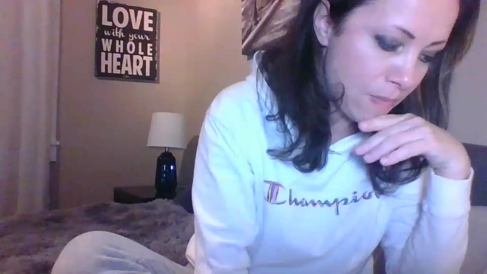 Gallery image thumbnail from LVDOLL's myfreecams stream on, 01/04/2023, 03:42 image 3 of 20