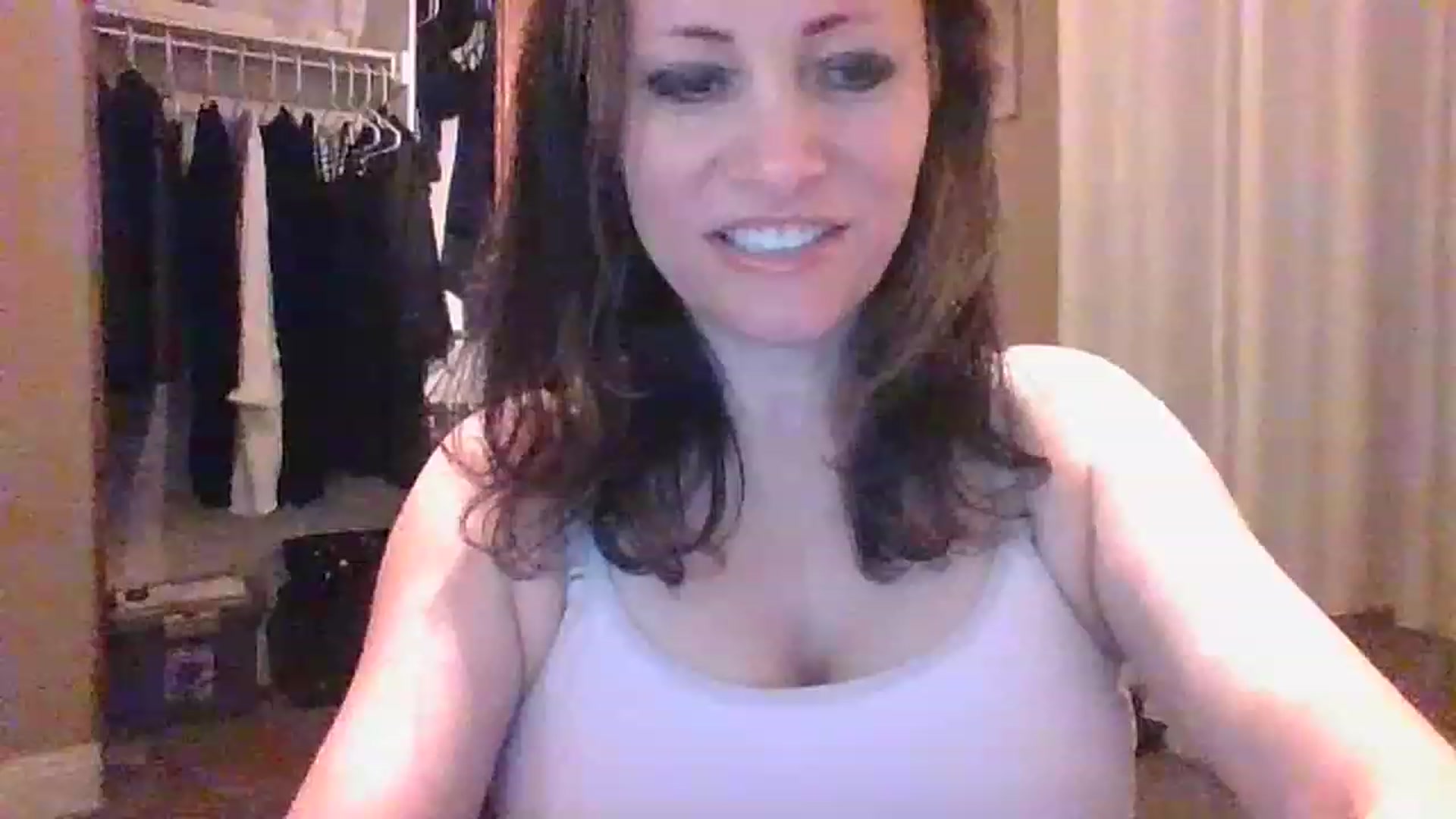 Gallery image thumbnail from LVDOLL's myfreecams stream on, 01/04/2023, 04:16 image 18 of 20
