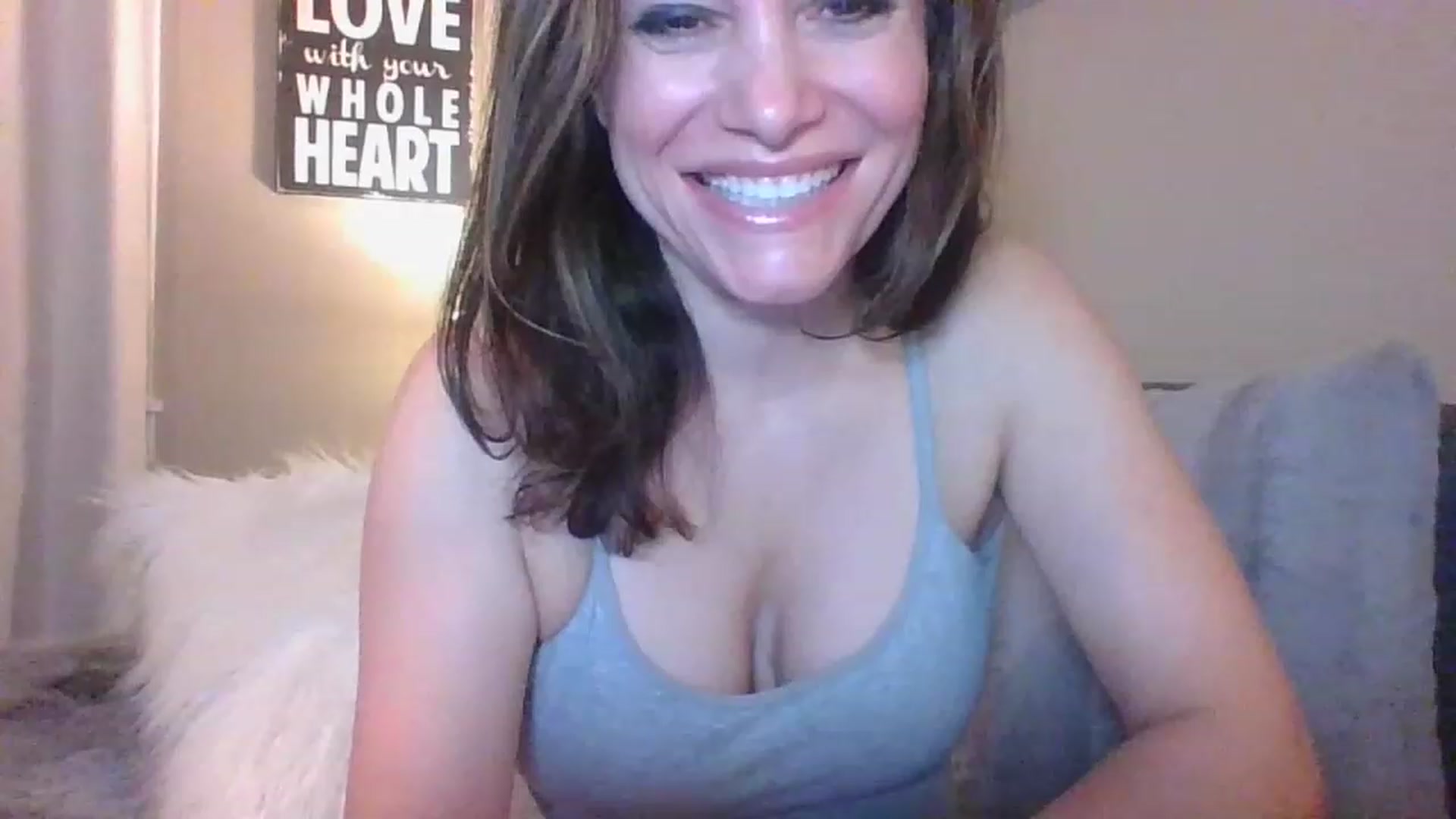 Gallery image thumbnail from LVDOLL's myfreecams stream on, 01/04/2023, 07:41 image 3 of 20