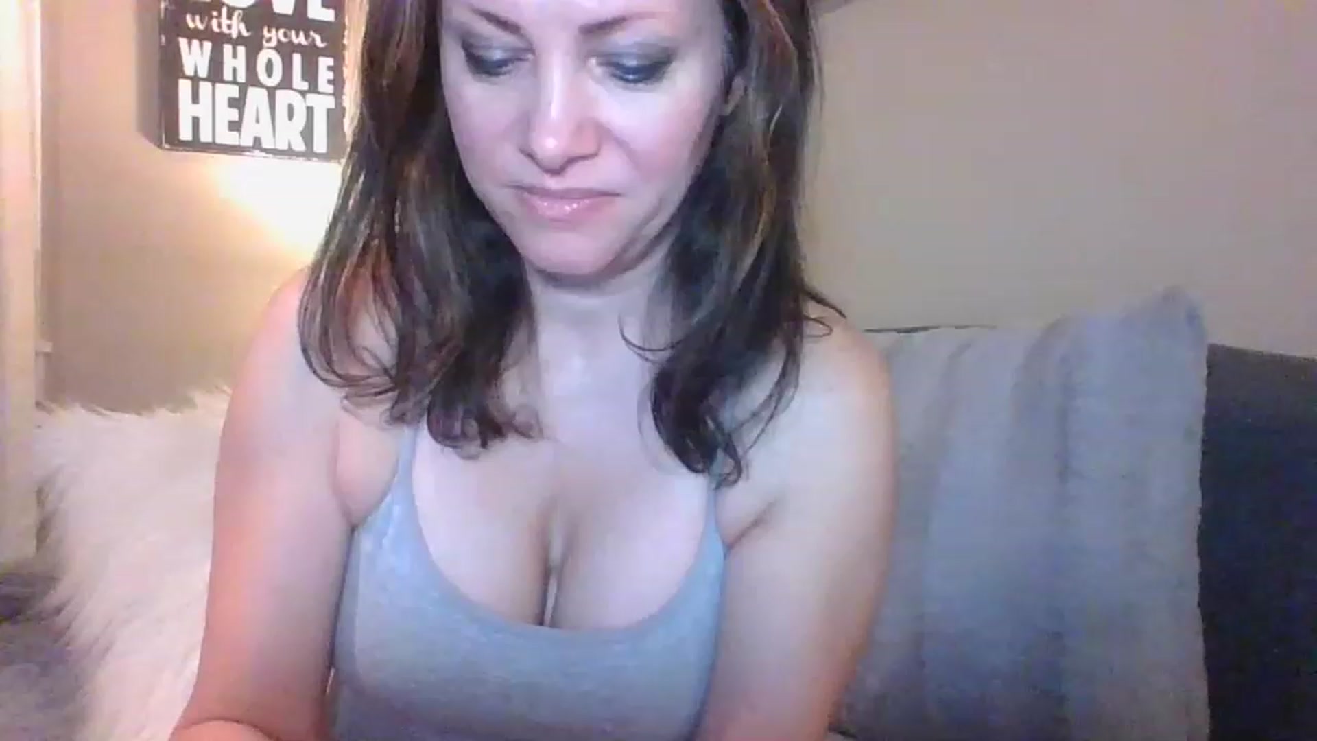Gallery image thumbnail from LVDOLL's myfreecams stream on, 01/04/2023, 07:41 image 15 of 20