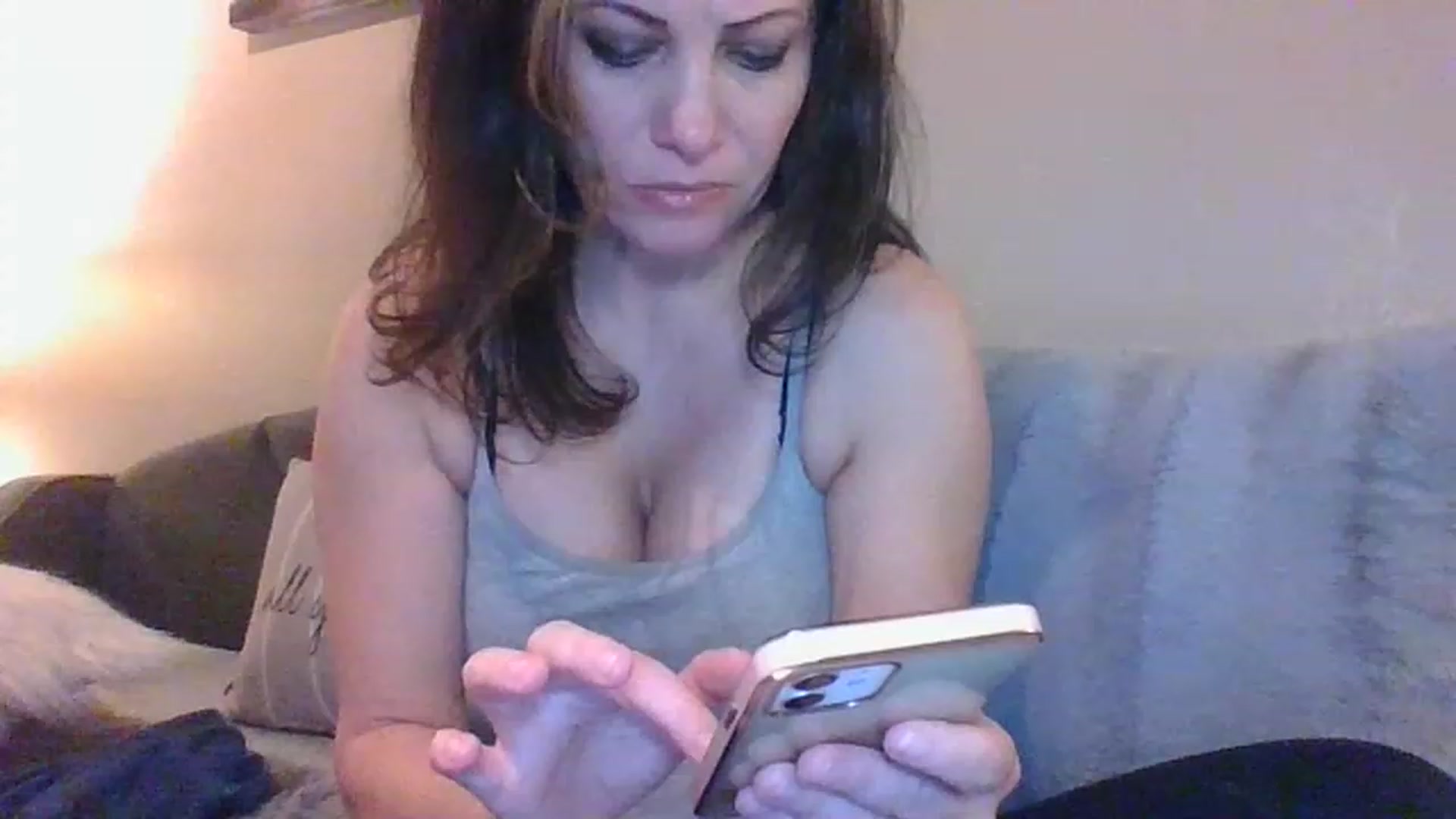 Gallery image thumbnail from LVDOLL's myfreecams stream on, 01/05/2023, 01:20 image 13 of 20