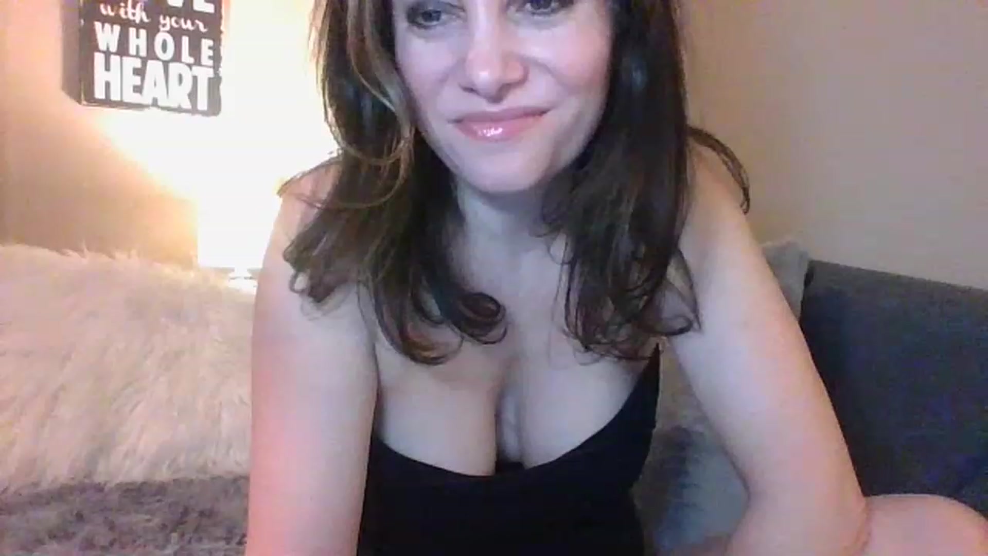Gallery image thumbnail from LVDOLL's myfreecams stream on, 01/05/2023, 03:59 image 5 of 20