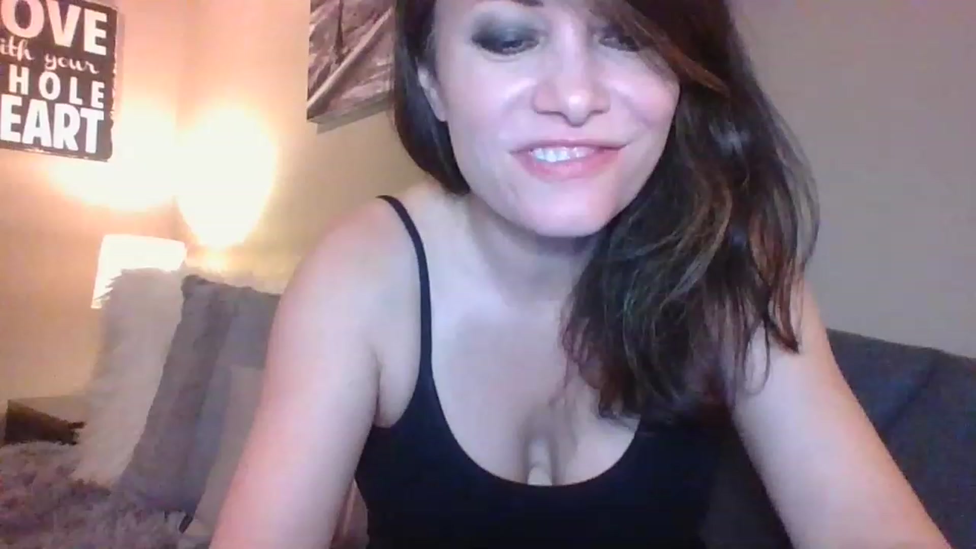 Gallery image thumbnail from LVDOLL's myfreecams stream on, 01/09/2023, 05:28 image 18 of 20