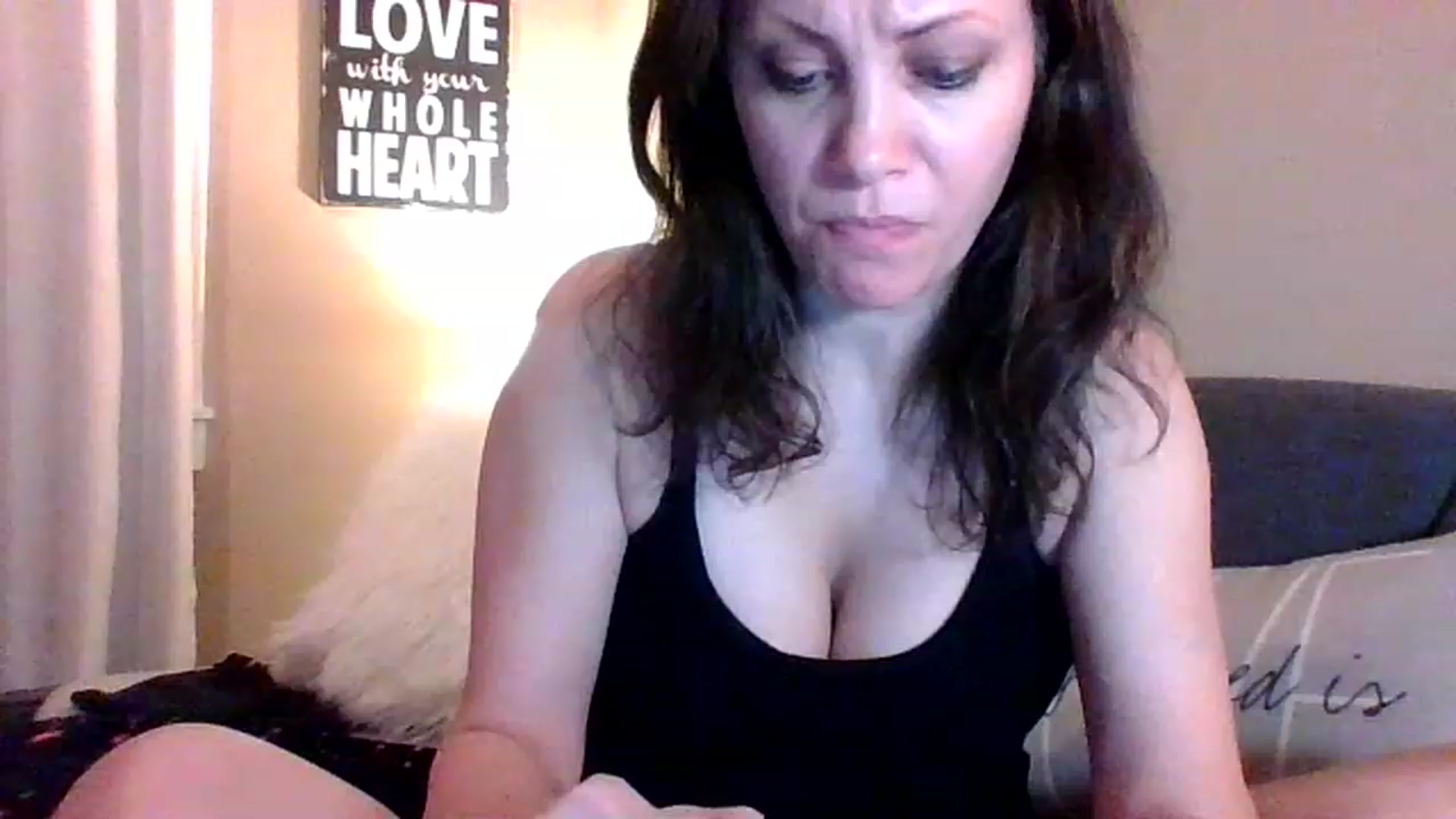 Gallery image thumbnail from LVDOLL's myfreecams stream on, 01/12/2023, 07:46 image 7 of 20