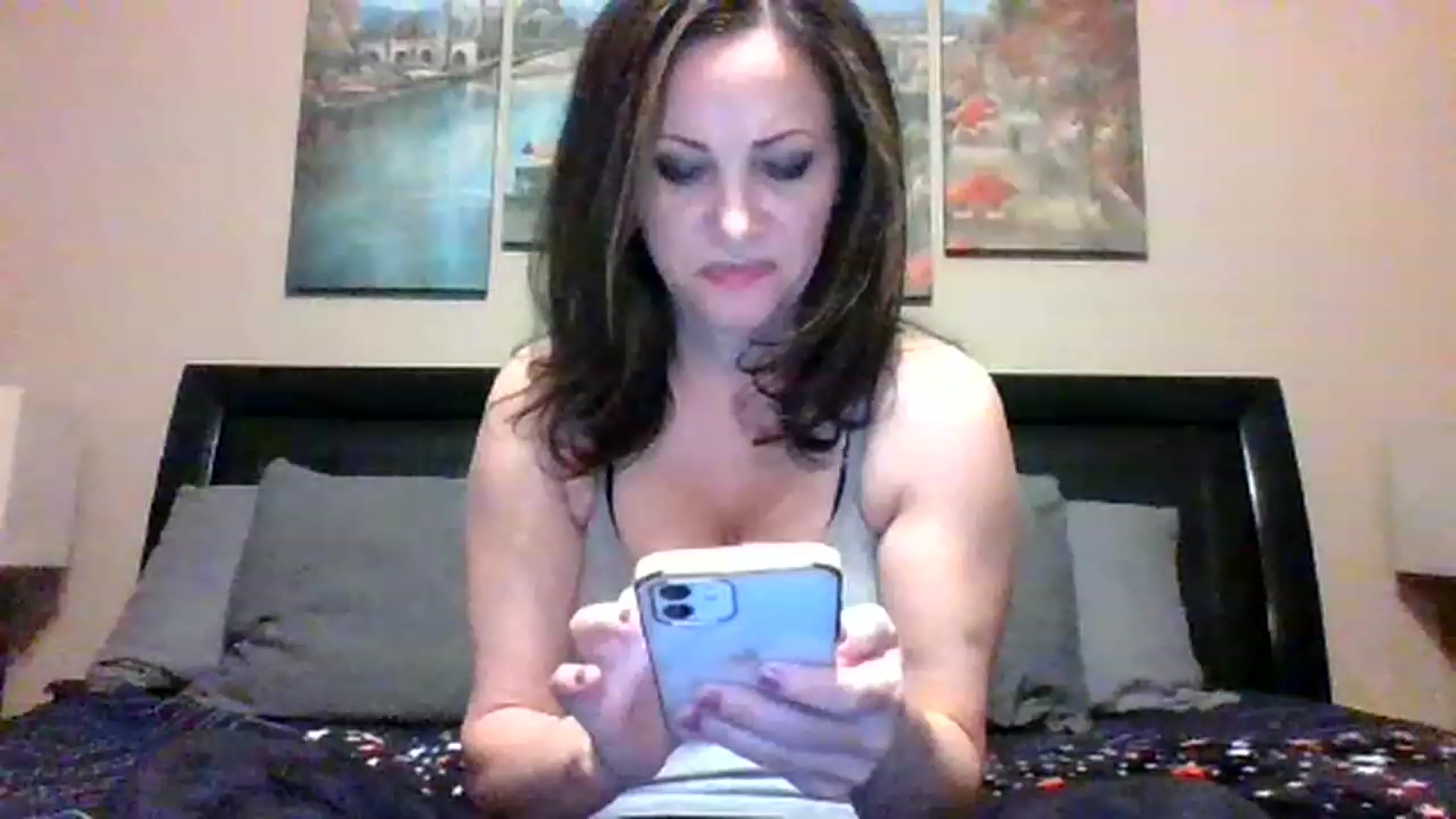 Gallery image thumbnail from LVDOLL's myfreecams stream on, 01/17/2023, 03:36 image 13 of 20