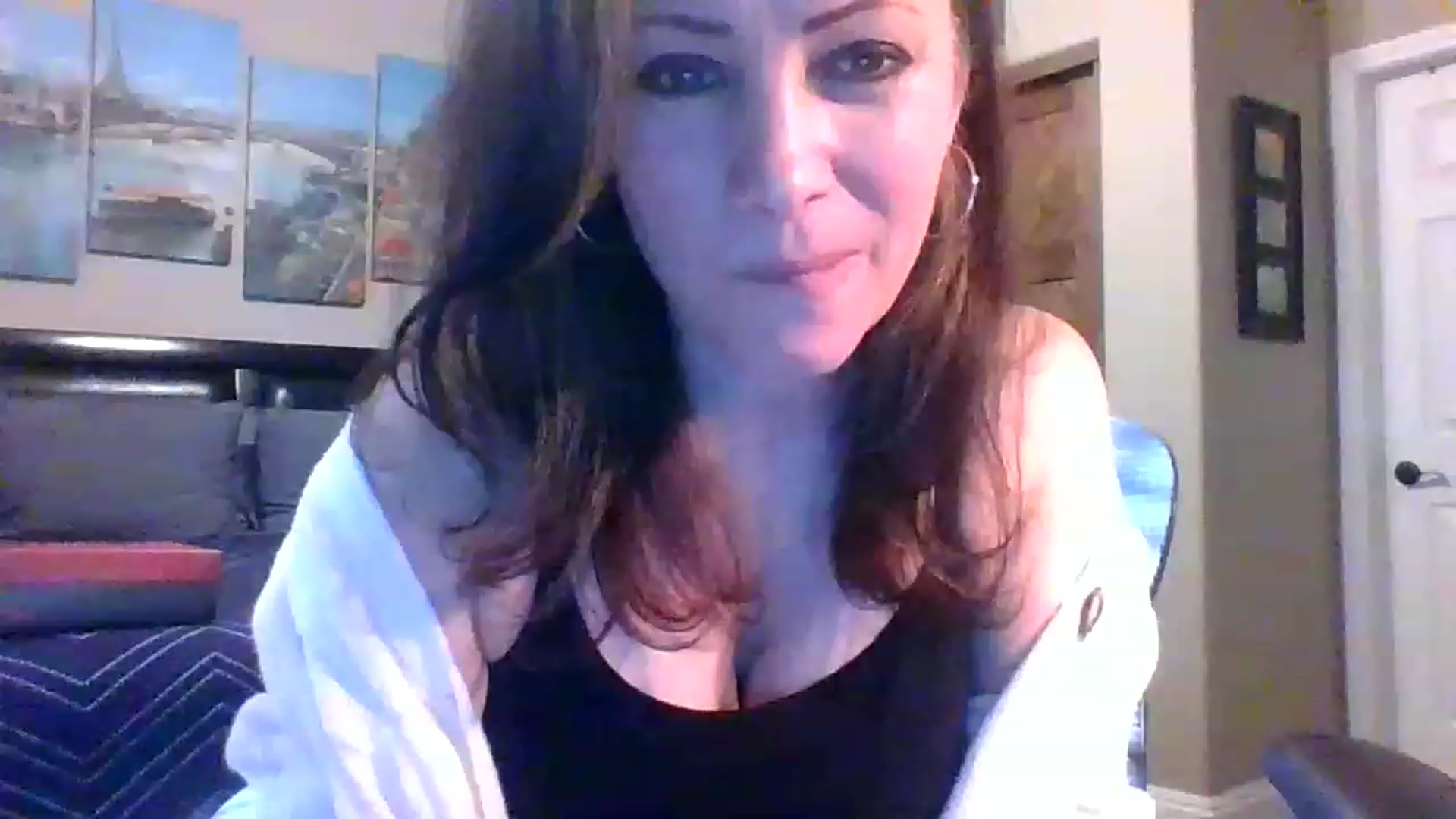 Gallery image thumbnail from LVDOLL's myfreecams stream on, 01/27/2023, 22:10 image 18 of 20
