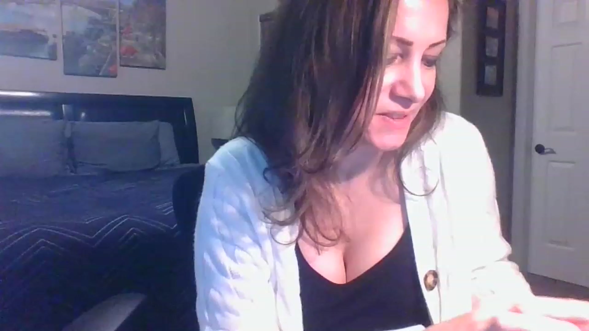Gallery image thumbnail from LVDOLL's myfreecams stream on, 01/27/2023, 23:58 image 17 of 20